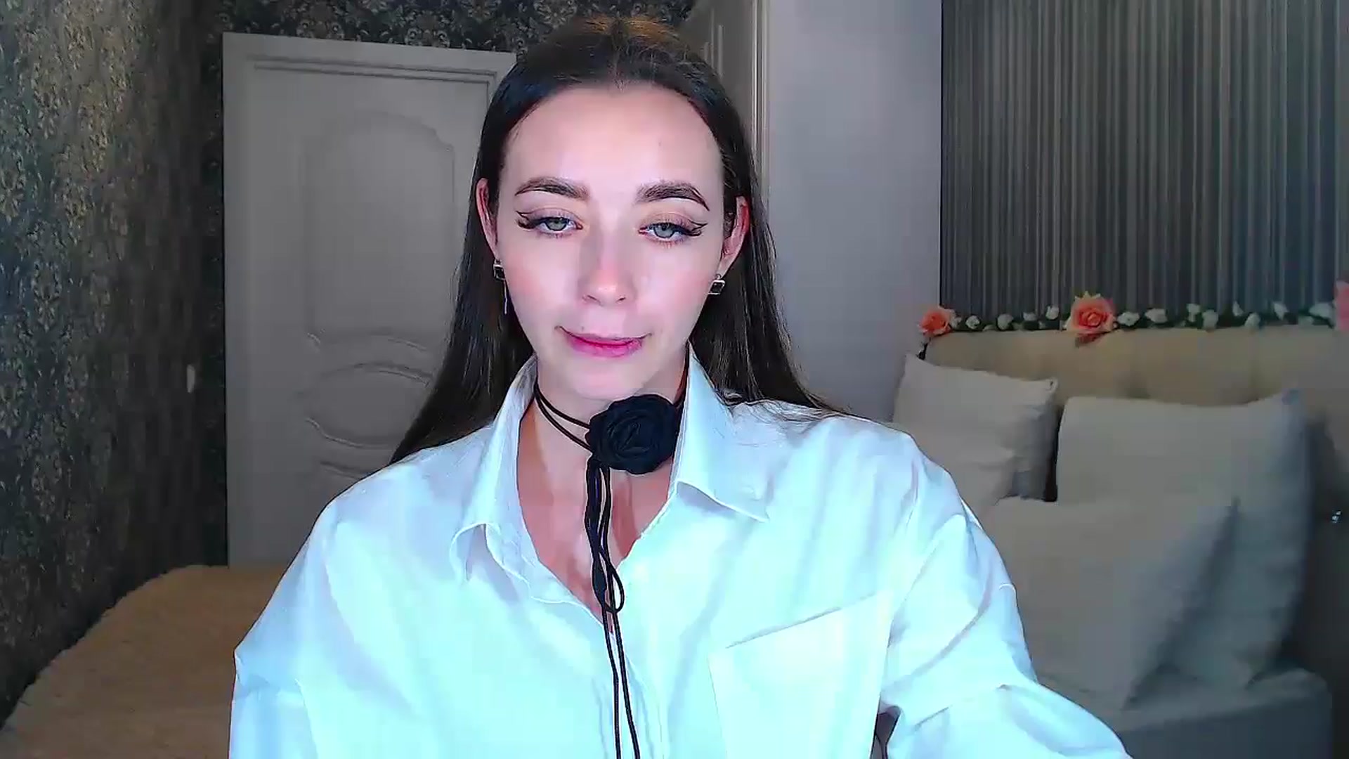 Gallery image thumbnail from EmeraldLilyyy's myfreecams stream on, 10/11/2024, 13:08 image 6 of 20