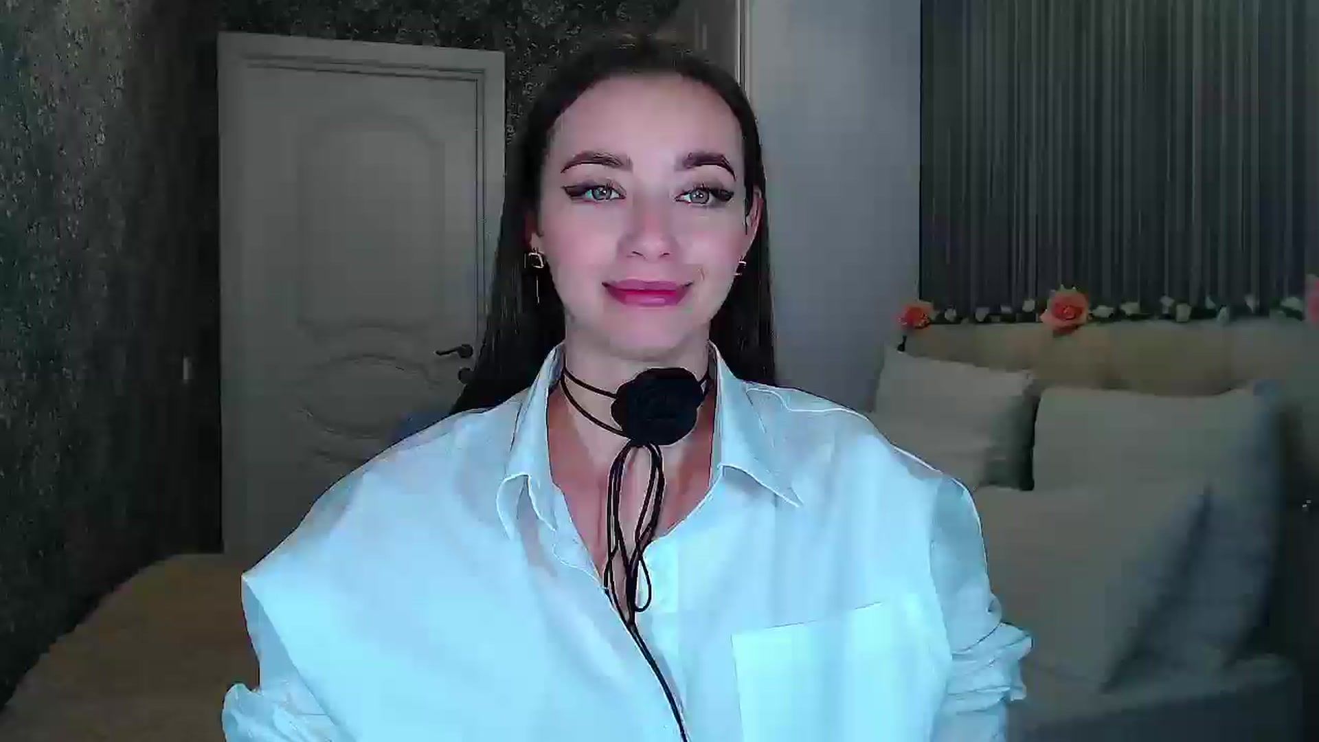 Gallery image thumbnail from EmeraldLilyyy's myfreecams stream on, 10/11/2024, 13:08 image 18 of 20