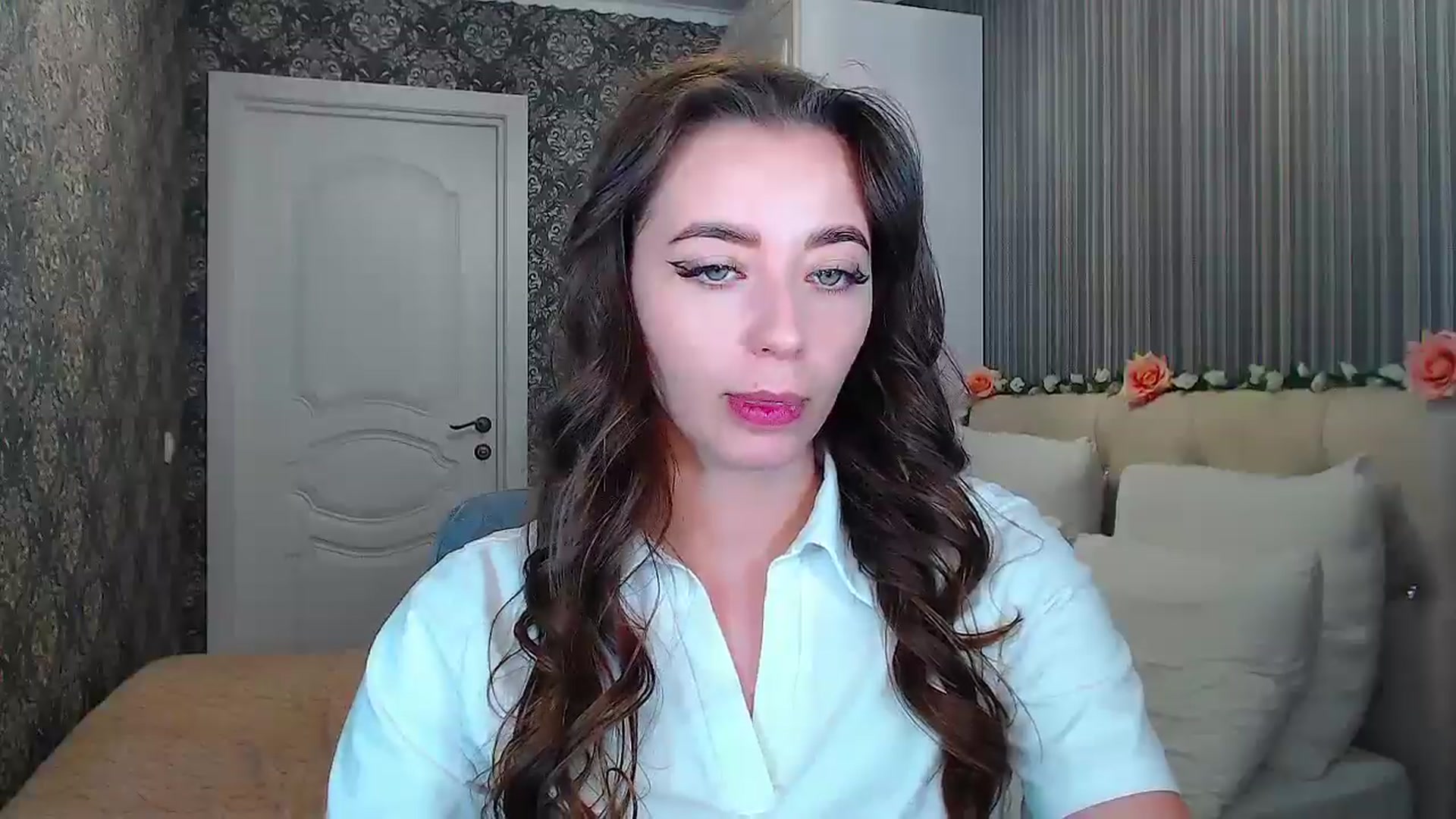 Gallery image thumbnail from EmeraldLilyyy's myfreecams stream on, 10/16/2024, 12:01 image 2 of 20