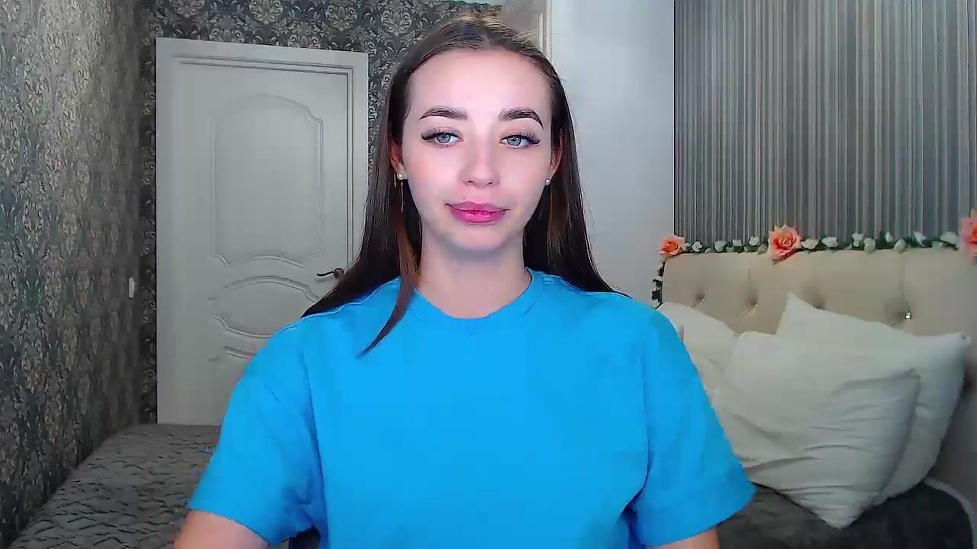 Gallery image thumbnail from EmeraldLilyyy's myfreecams stream on, 10/23/2024, 12:39 image 8 of 20