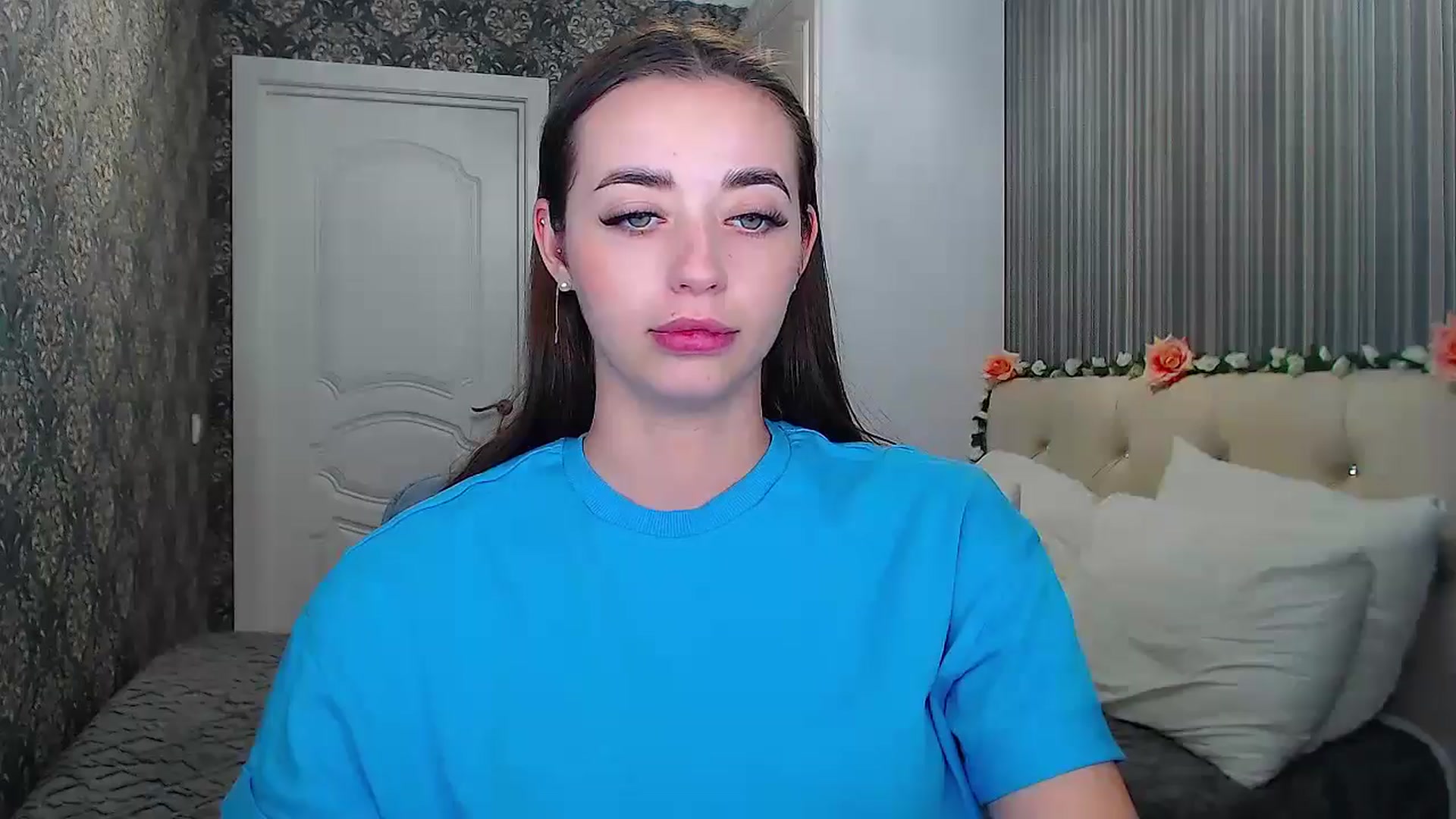 Gallery image thumbnail from EmeraldLilyyy's myfreecams stream on, 10/23/2024, 12:39 image 4 of 20