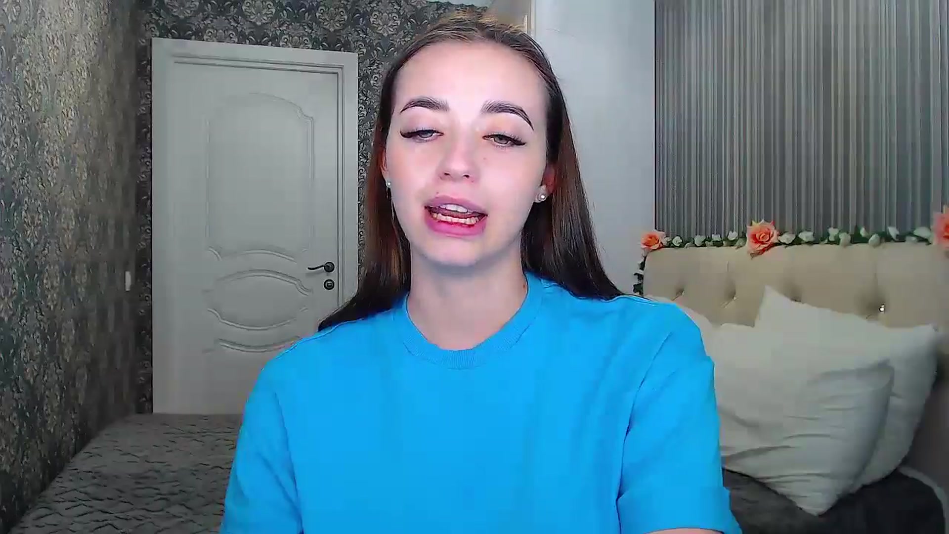 Gallery image thumbnail from EmeraldLilyyy's myfreecams stream on, 10/23/2024, 12:39 image 16 of 20