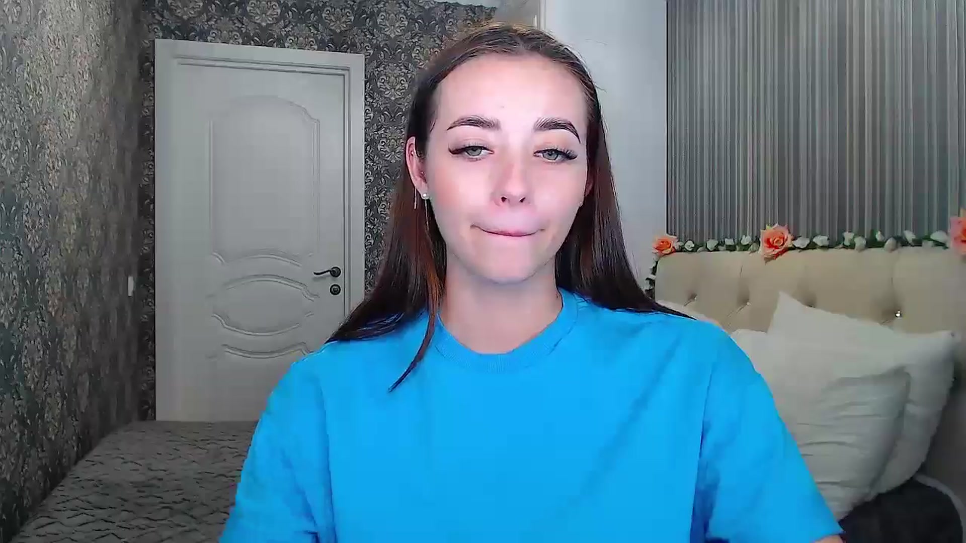 Gallery image thumbnail from EmeraldLilyyy's myfreecams stream on, 10/23/2024, 13:03 image 2 of 20