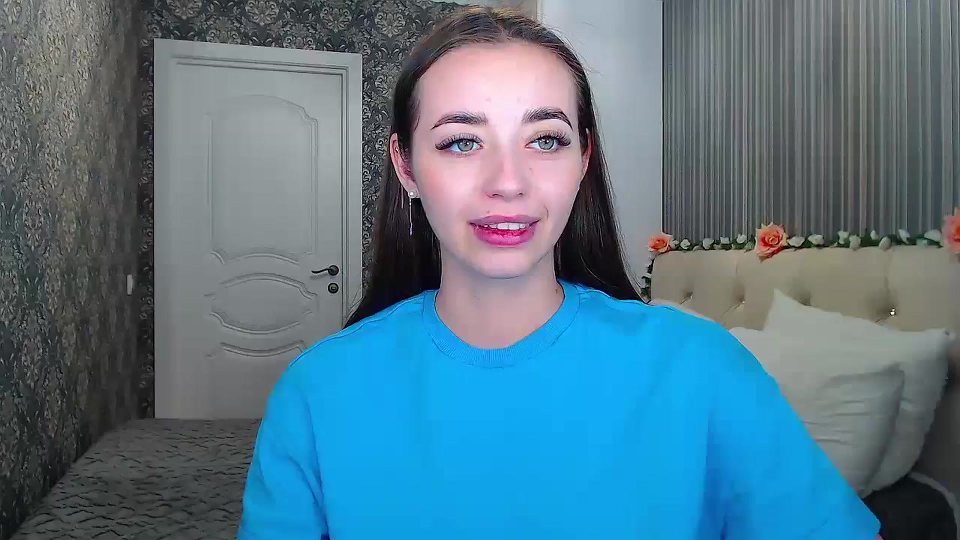 Gallery image thumbnail from EmeraldLilyyy's myfreecams stream on, 10/23/2024, 13:03 image 14 of 20