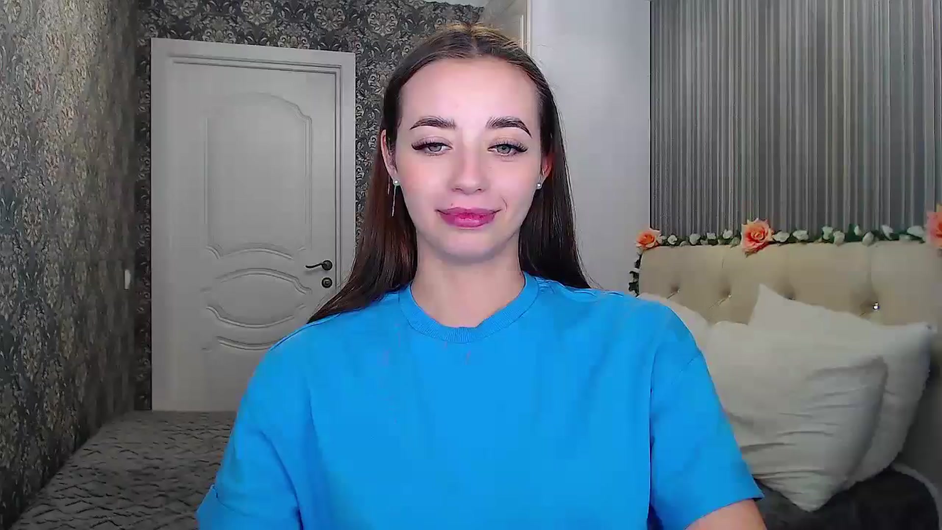 Gallery image thumbnail from EmeraldLilyyy's myfreecams stream on, 10/23/2024, 13:03 image 16 of 20