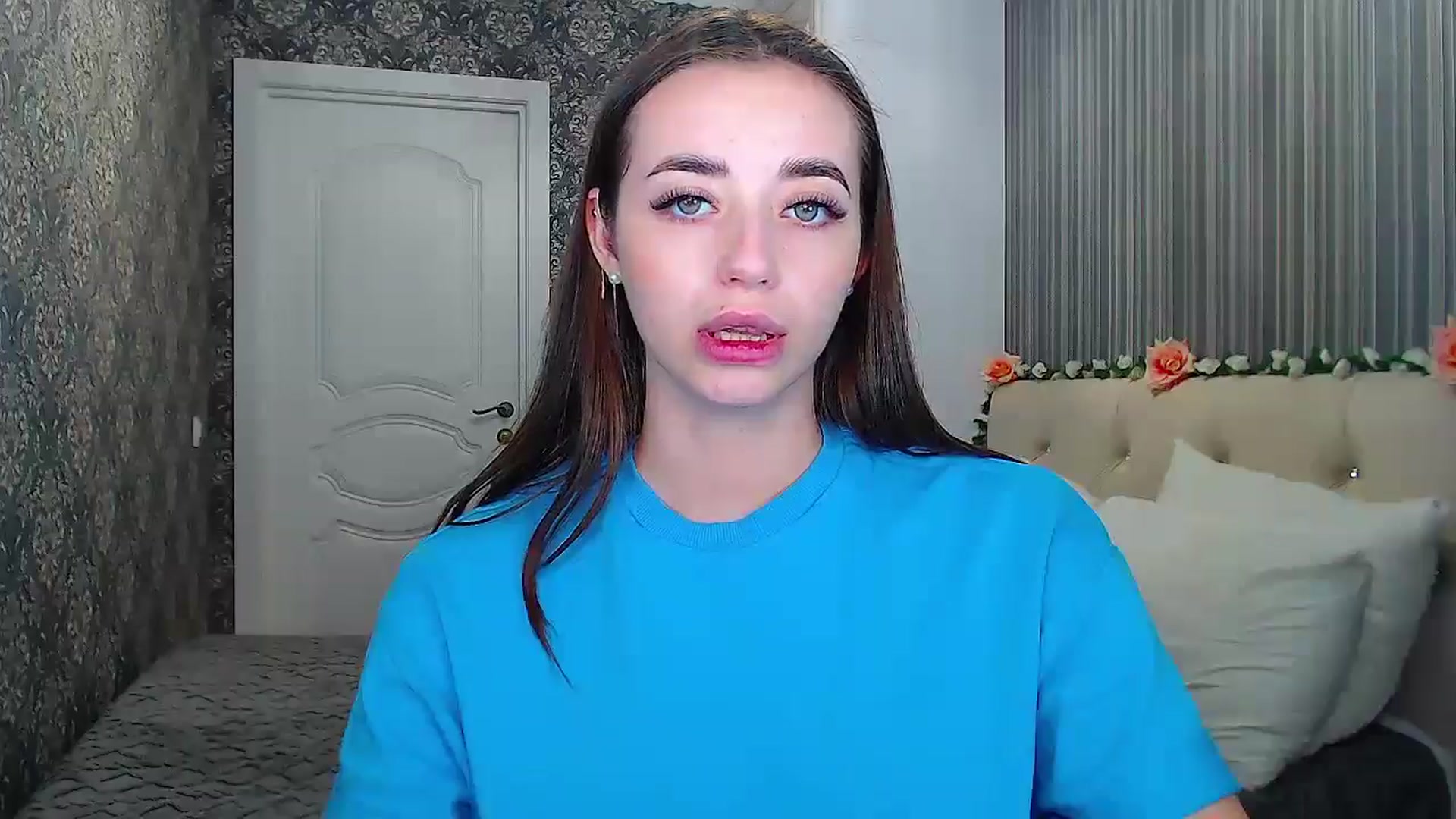 Gallery image thumbnail from EmeraldLilyyy's myfreecams stream on, 10/23/2024, 13:03 image 10 of 20