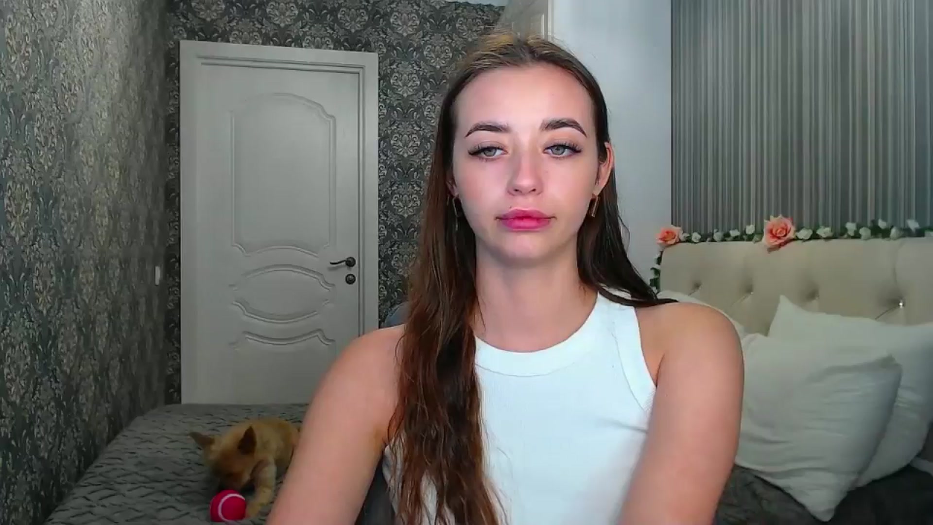 Gallery image thumbnail from EmeraldLilyyy's myfreecams stream on, 10/24/2024, 14:55 image 1 of 20