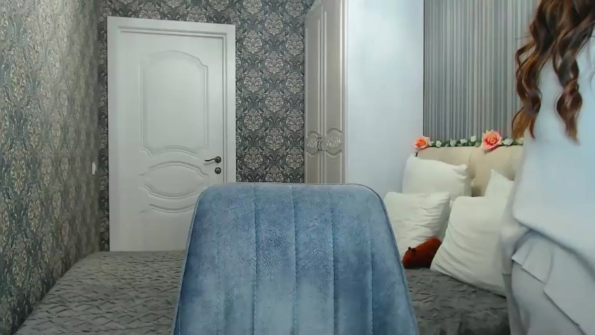 Gallery image thumbnail from EmeraldLilyyy's myfreecams stream on, 10/25/2024, 13:09 image 5 of 20