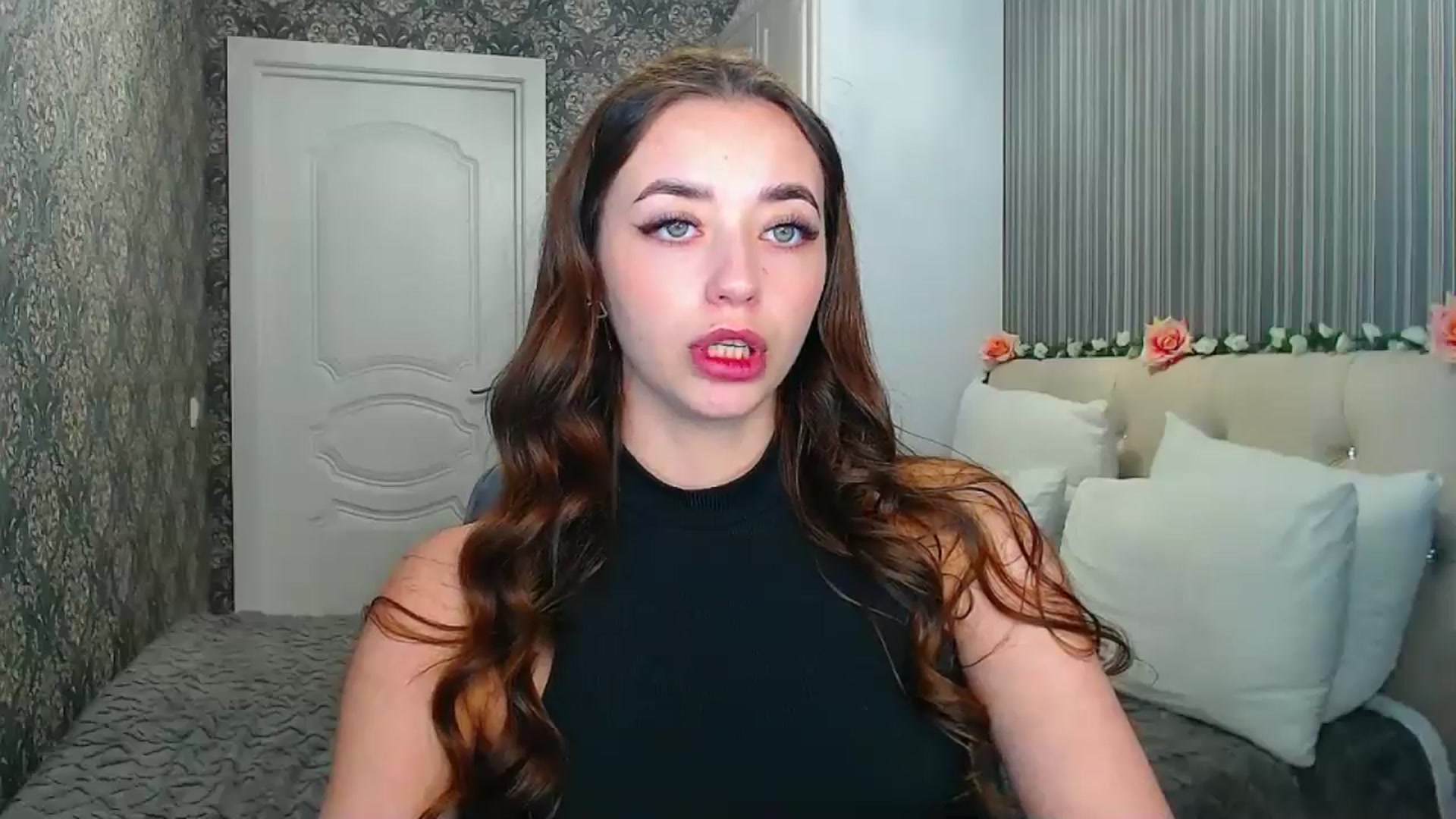 Gallery image thumbnail from EmeraldLilyyy's myfreecams stream on, 10/28/2024, 10:52 image 2 of 20