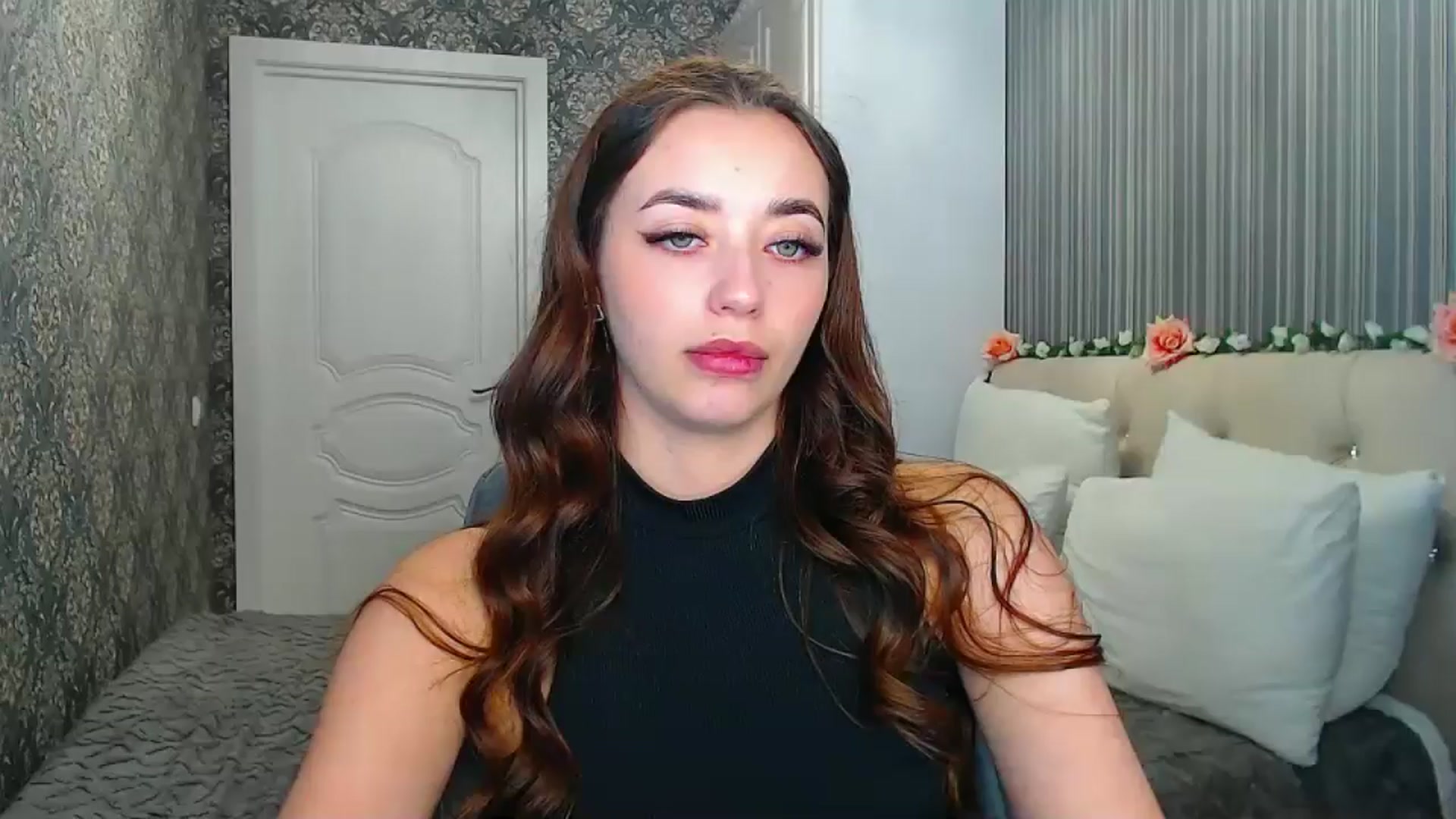 Gallery image thumbnail from EmeraldLilyyy's myfreecams stream on, 10/28/2024, 10:52 image 8 of 20