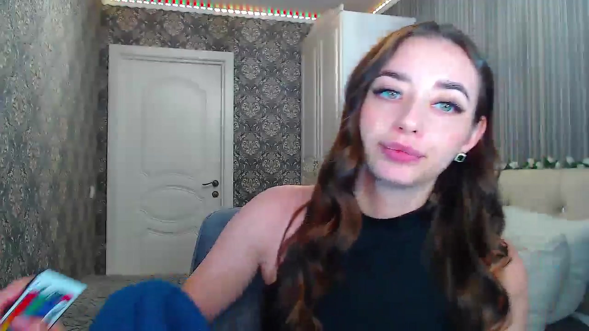 Gallery image thumbnail from EmeraldLilyyy's myfreecams stream on, 10/28/2024, 13:08 image 4 of 20