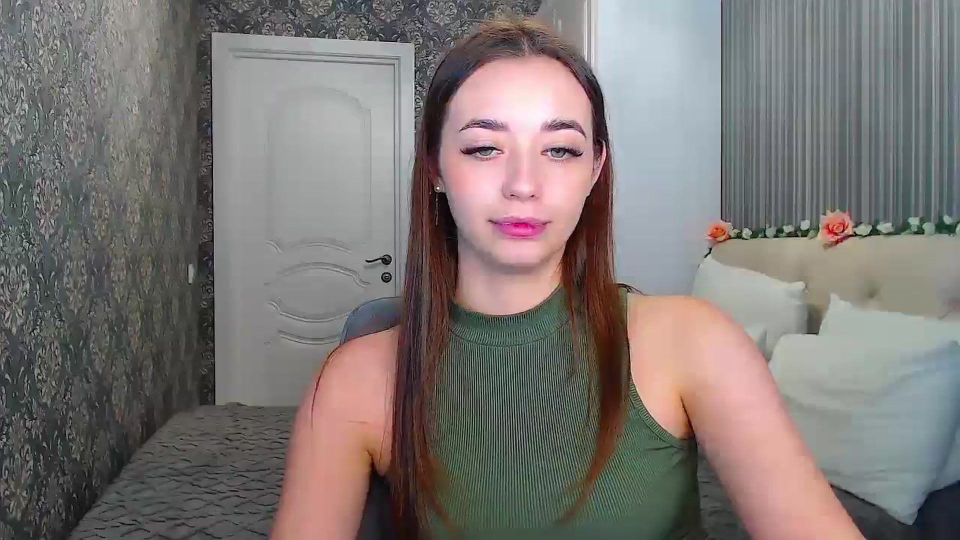 Gallery image thumbnail from EmeraldLilyyy's myfreecams stream on, 10/29/2024, 14:02 image 13 of 20