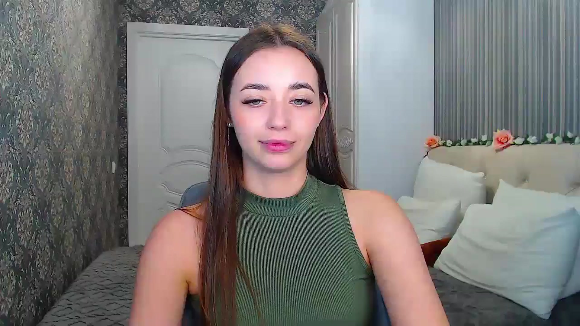 Gallery image thumbnail from EmeraldLilyyy's myfreecams stream on, 10/29/2024, 14:02 image 3 of 20