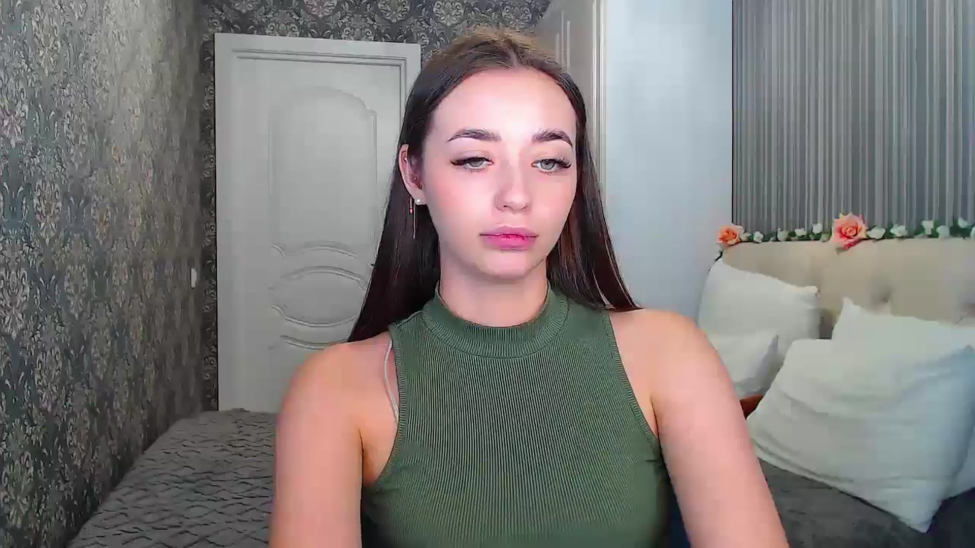 Gallery image thumbnail from EmeraldLilyyy's myfreecams stream on, 10/29/2024, 14:02 image 11 of 20