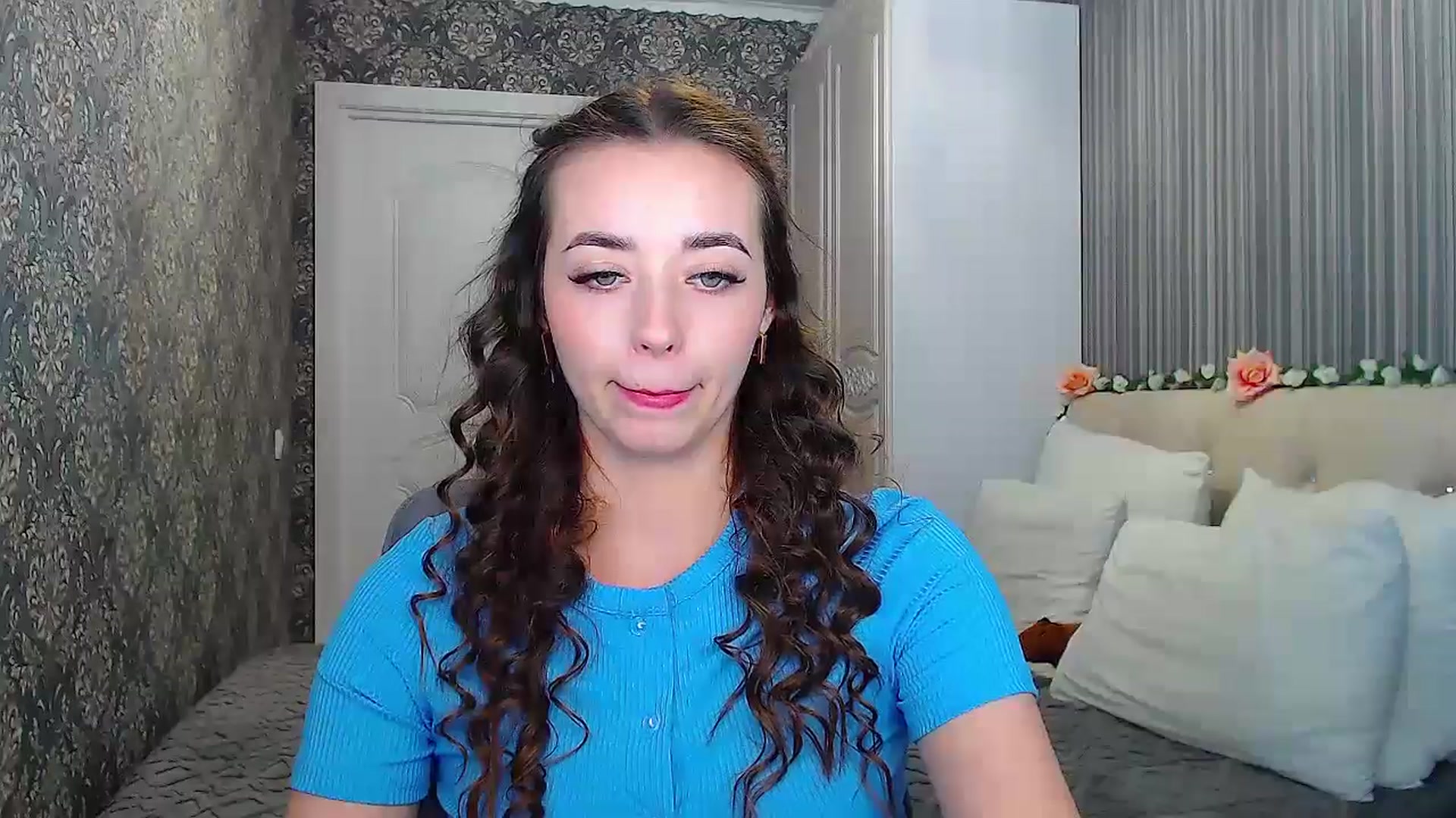 Gallery image thumbnail from EmeraldLilyyy's myfreecams stream on, 10/30/2024, 14:08 image 8 of 20