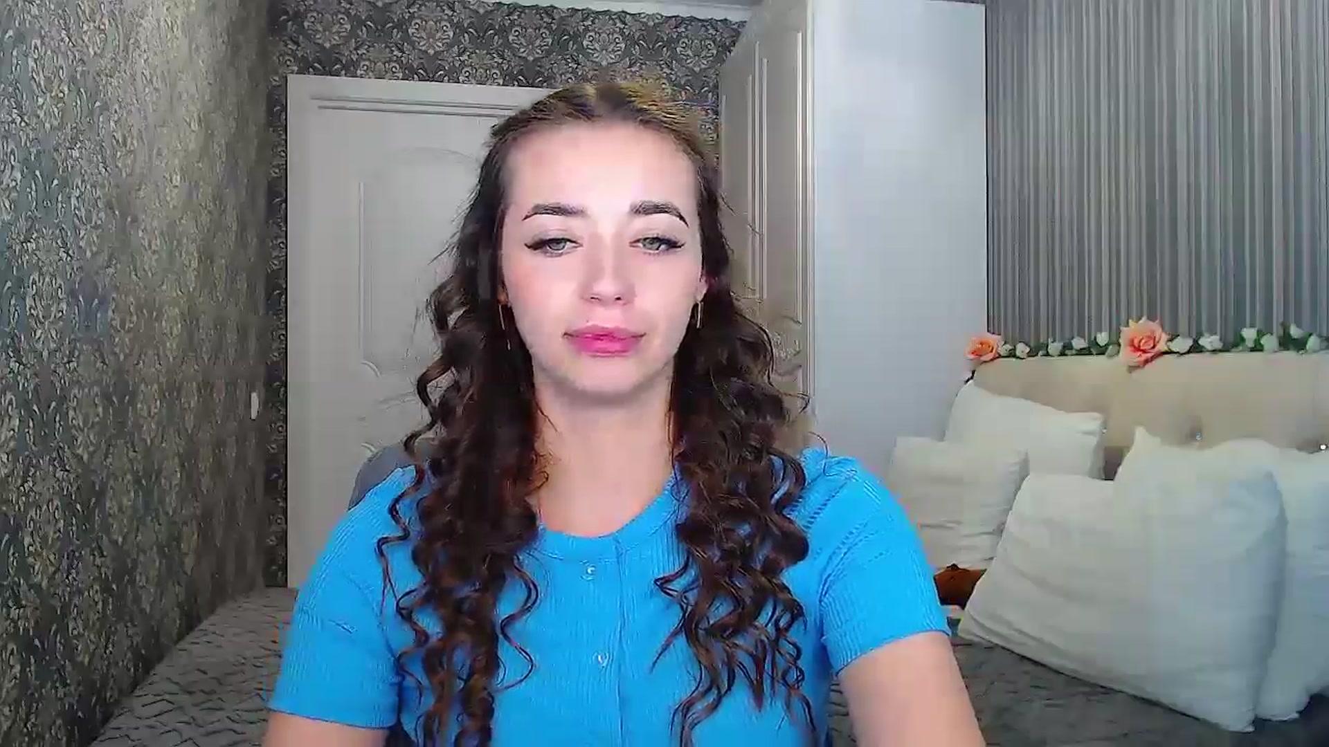 Gallery image thumbnail from EmeraldLilyyy's myfreecams stream on, 10/30/2024, 14:08 image 10 of 20