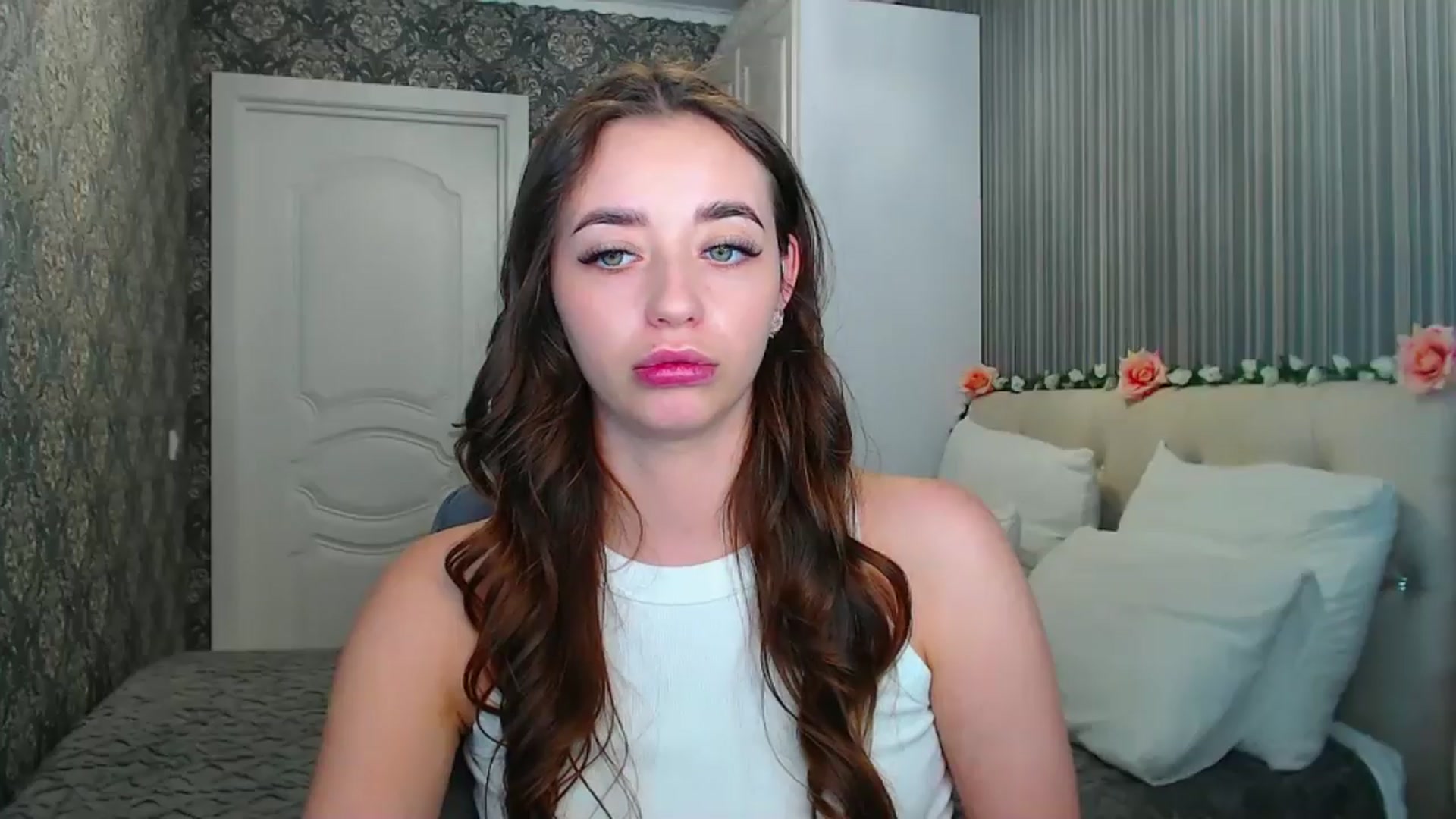 Gallery image thumbnail from EmeraldLilyyy's myfreecams stream on, 11/01/2024, 10:59 image 20 of 20