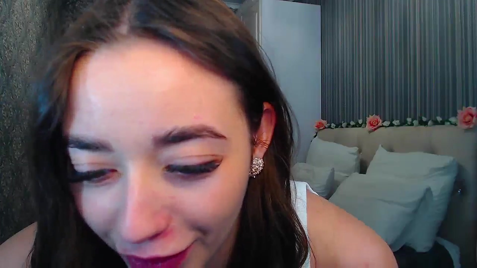 Gallery image thumbnail from EmeraldLilyyy's myfreecams stream on, 11/01/2024, 10:59 image 3 of 20