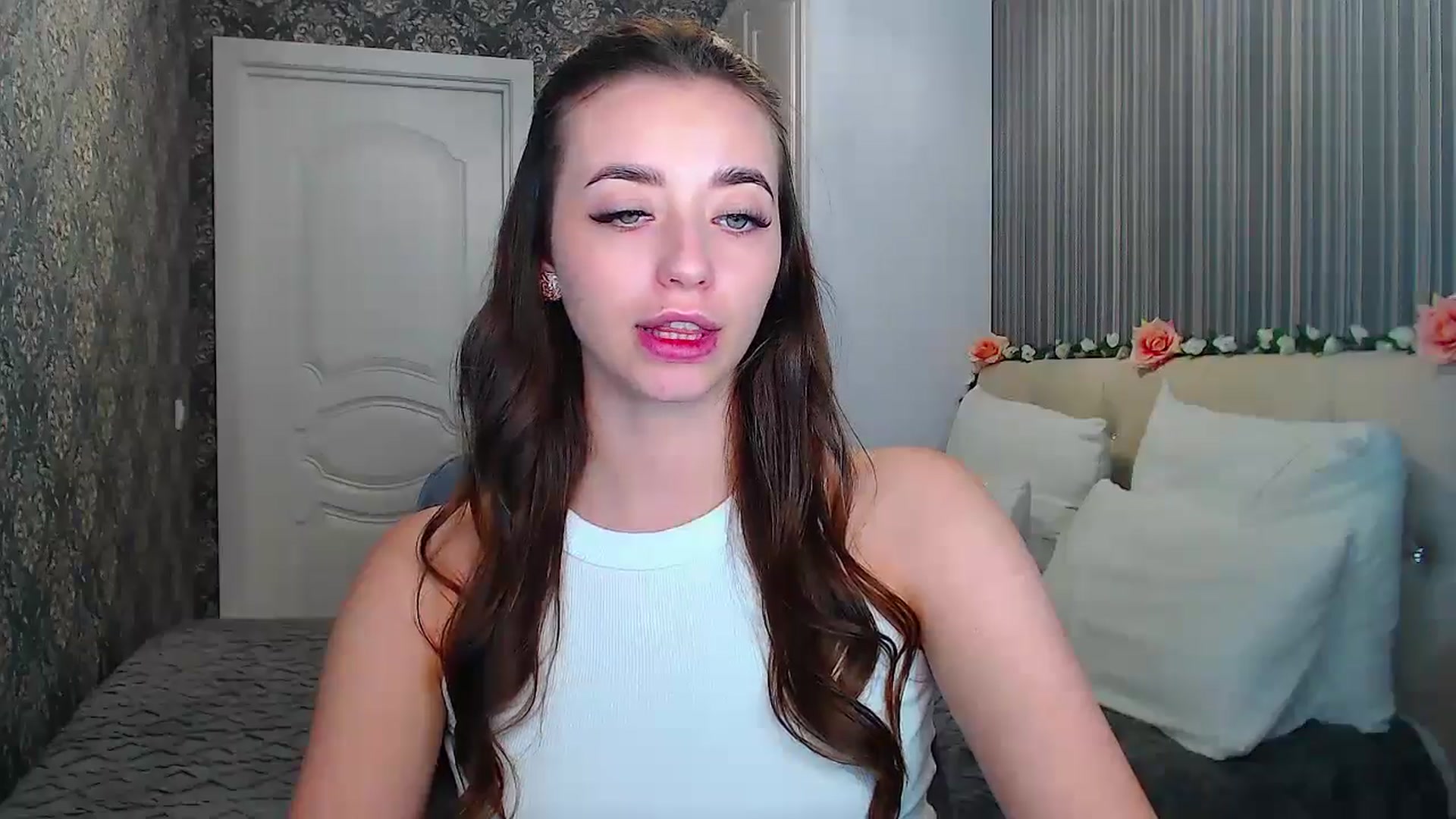 Gallery image thumbnail from EmeraldLilyyy's myfreecams stream on, 11/01/2024, 14:17 image 13 of 20