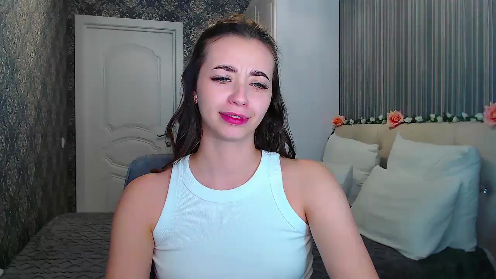 Gallery image thumbnail from EmeraldLilyyy's myfreecams stream on, 11/01/2024, 16:04 image 5 of 20