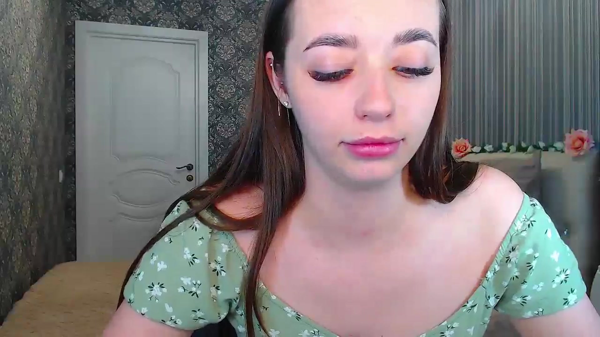 Gallery image thumbnail from EmeraldLilyyy's myfreecams stream on, 11/08/2024, 13:26 image 4 of 20