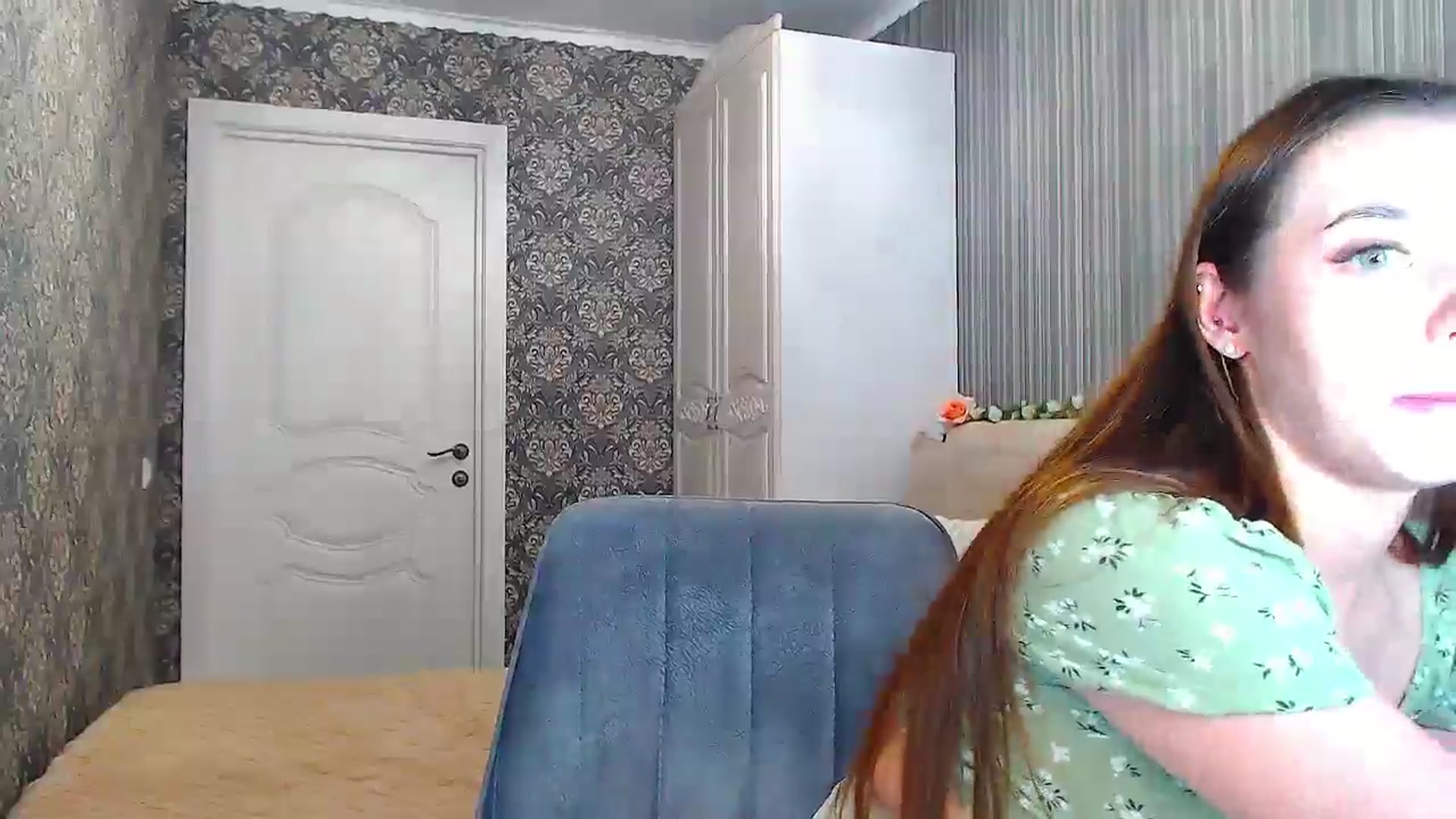 Gallery image thumbnail from EmeraldLilyyy's myfreecams stream on, 11/08/2024, 14:25 image 16 of 20
