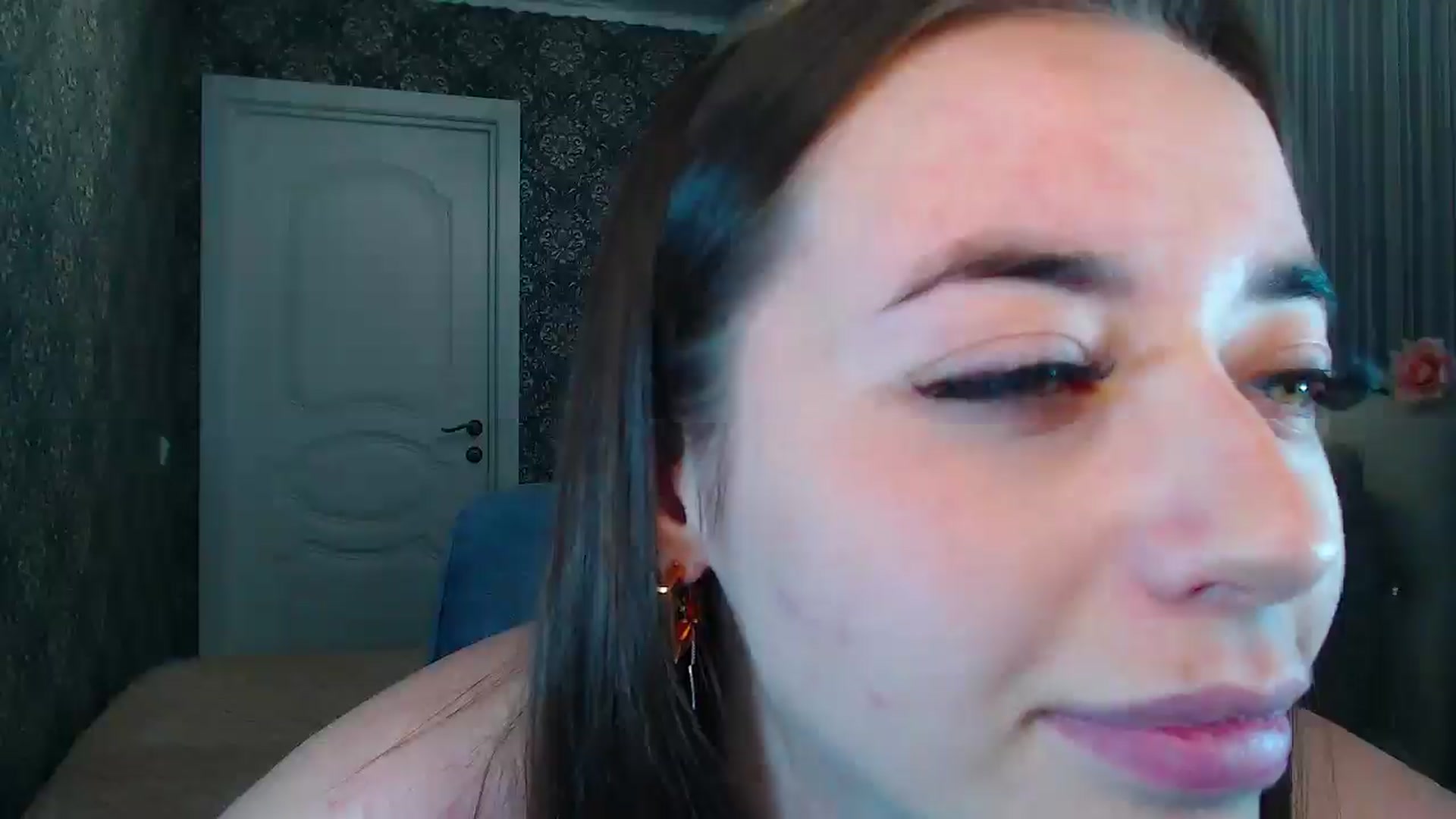 Gallery image thumbnail from EmeraldLilyyy's myfreecams stream on, 11/15/2024, 15:00 image 2 of 20