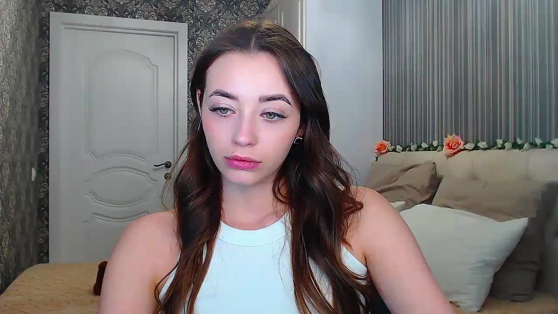 Gallery image thumbnail from EmeraldLilyyy's myfreecams stream on, 11/25/2024, 14:47 image 20 of 20