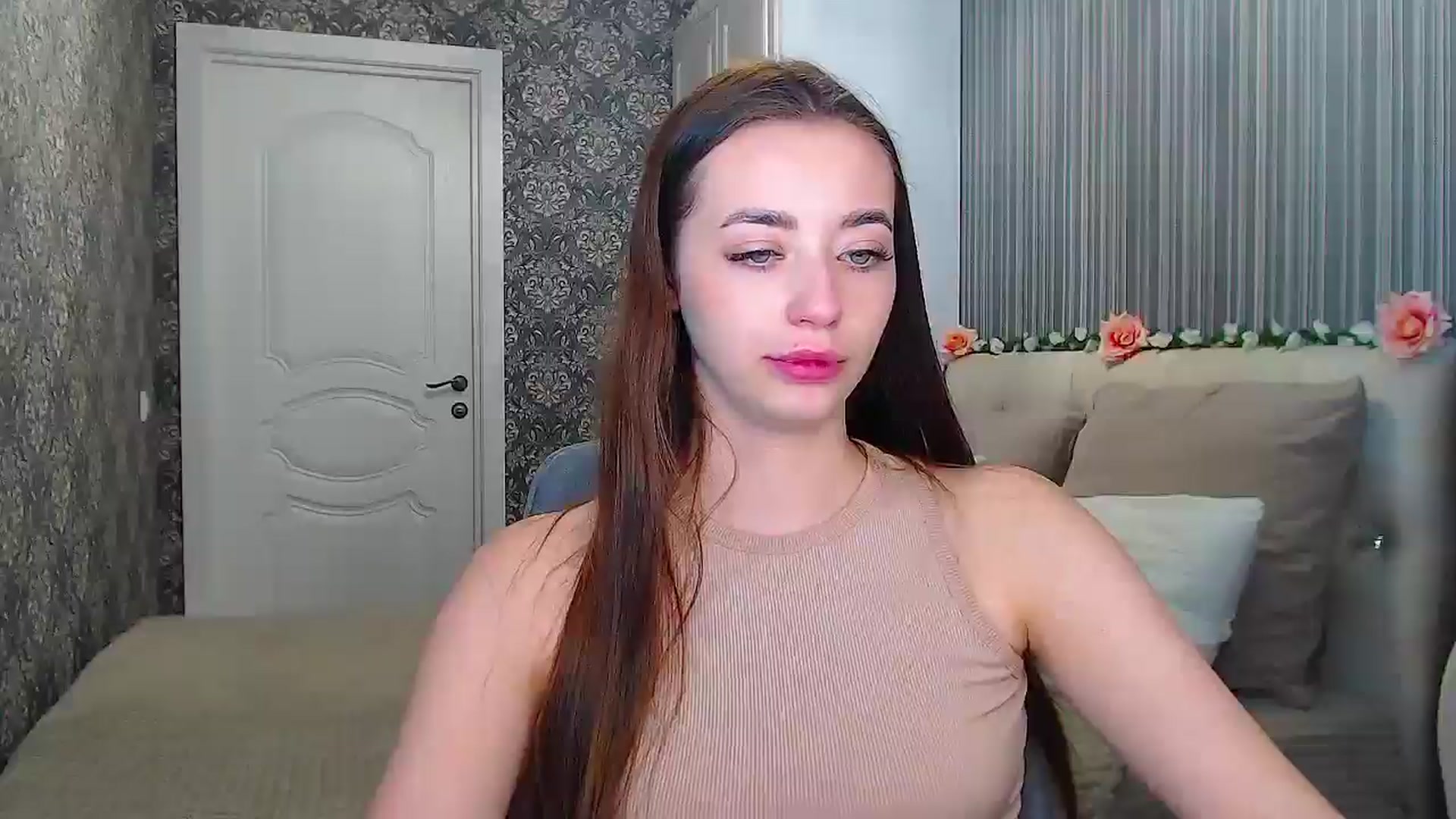 Gallery image thumbnail from EmeraldLilyyy's myfreecams stream on, 11/27/2024, 15:44 image 19 of 20