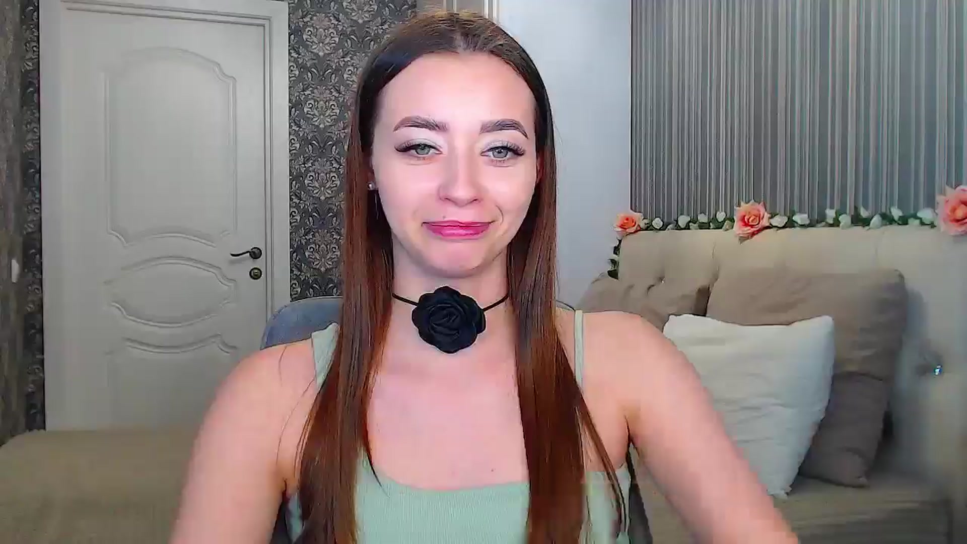 Gallery image thumbnail from EmeraldLilyyy's myfreecams stream on, 12/02/2024, 15:40 image 3 of 20
