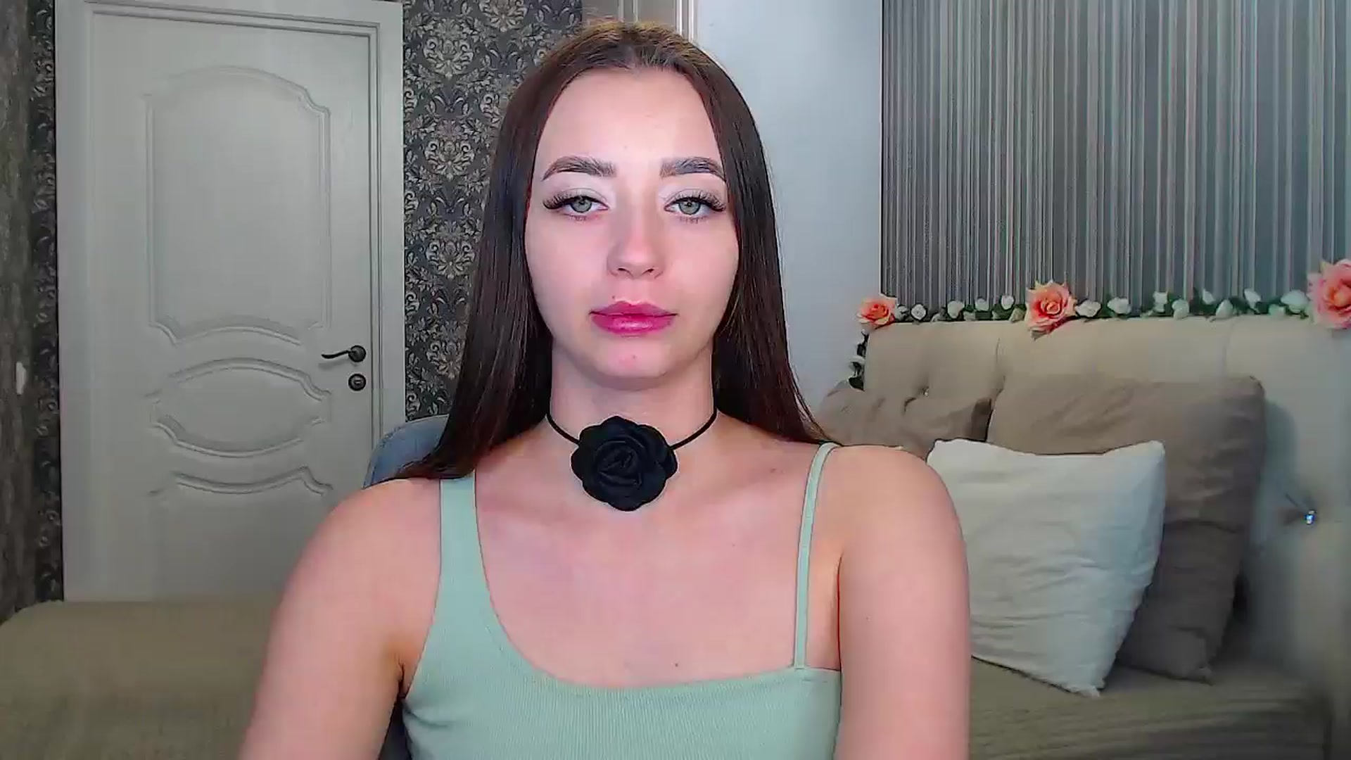 Gallery image thumbnail from EmeraldLilyyy's myfreecams stream on, 12/02/2024, 15:40 image 1 of 20