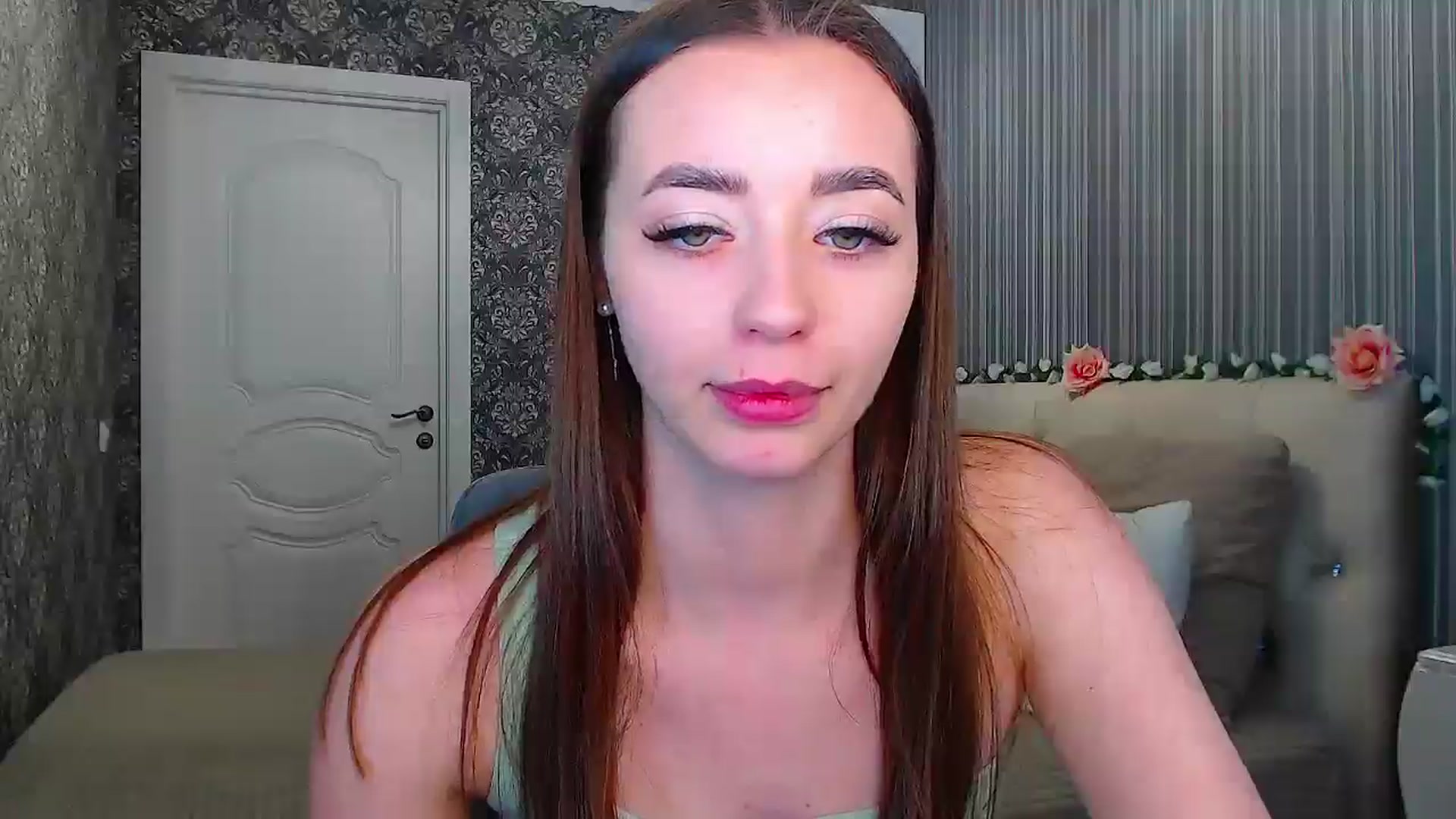 Gallery image thumbnail from EmeraldLilyyy's myfreecams stream on, 12/02/2024, 16:11 image 19 of 20
