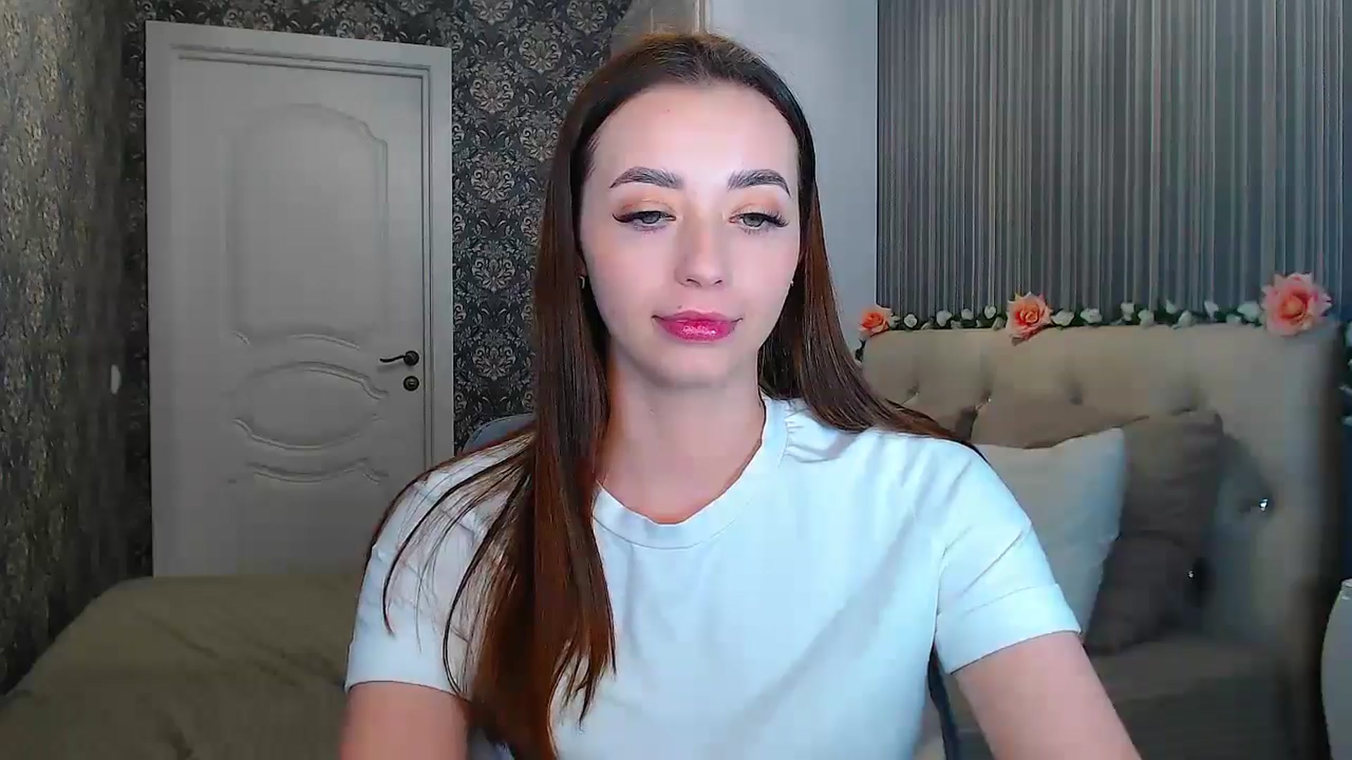 Gallery image thumbnail from EmeraldLilyyy's myfreecams stream on, 12/11/2024, 12:40 image 4 of 20