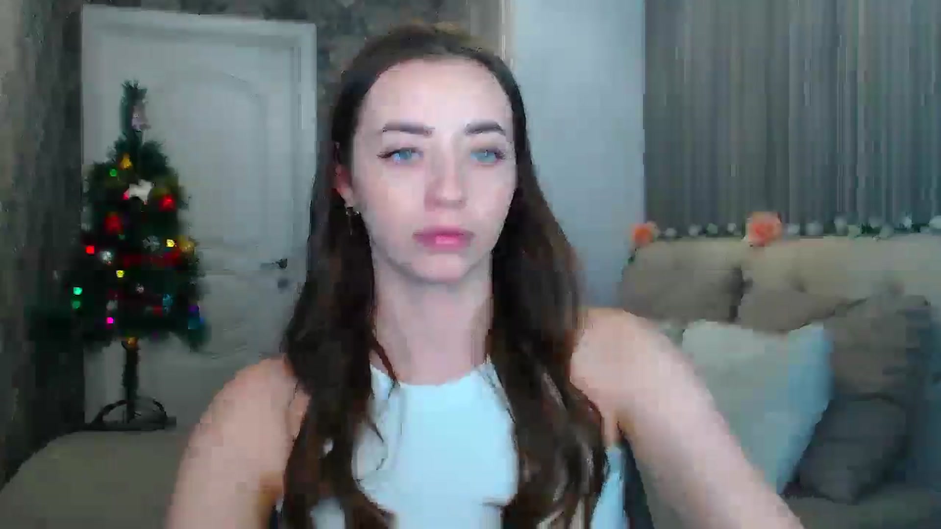 Gallery image thumbnail from EmeraldLilyyy's myfreecams stream on, 12/23/2024, 16:35 image 16 of 20