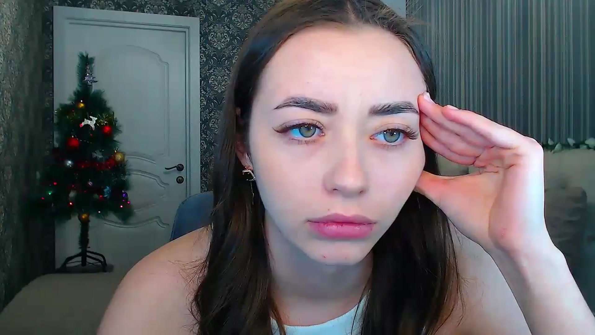 Gallery image thumbnail from EmeraldLilyyy's myfreecams stream on, 12/23/2024, 16:48 image 13 of 20