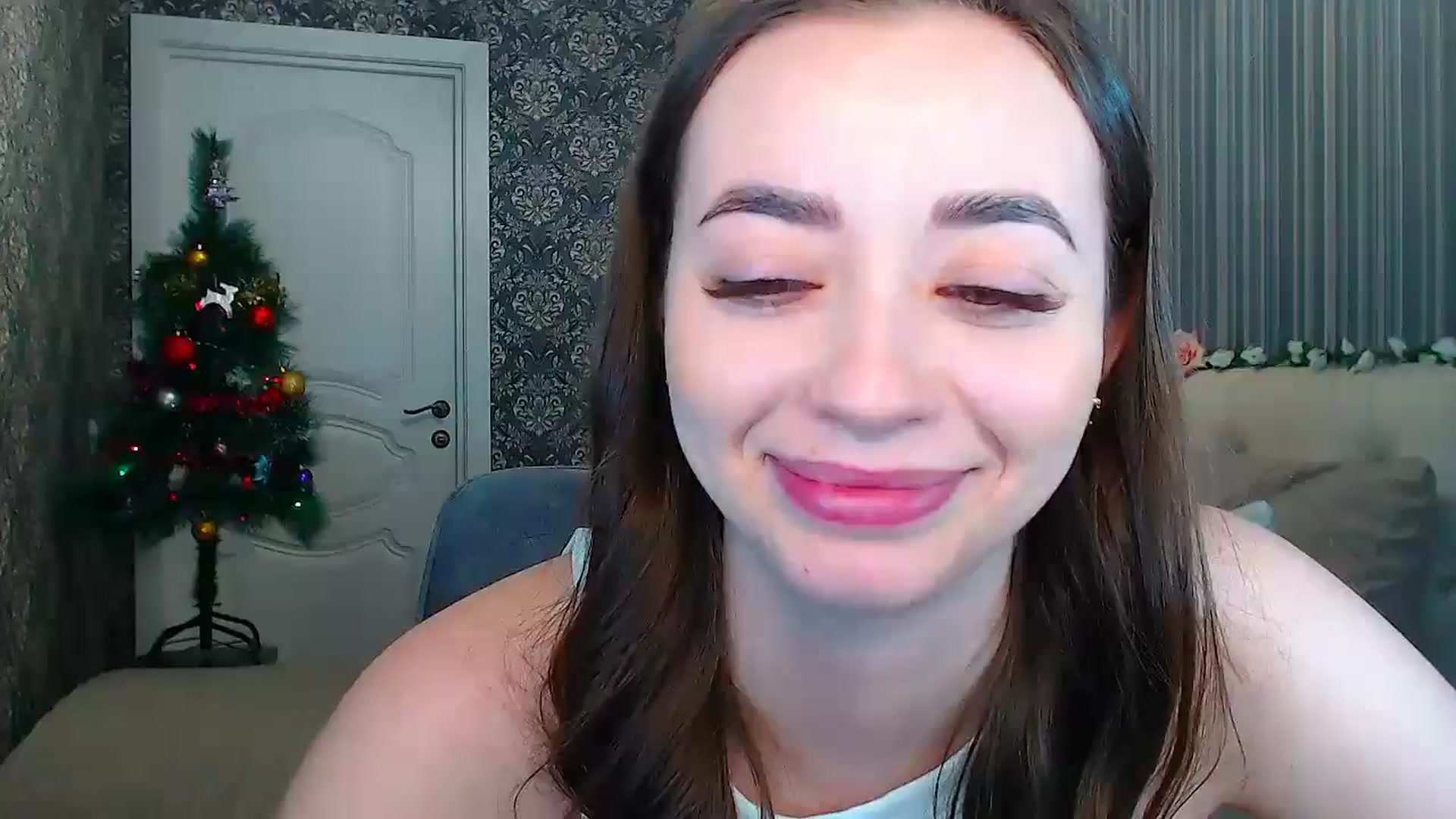 Gallery image thumbnail from EmeraldLilyyy's myfreecams stream on, 12/23/2024, 16:48 image 6 of 20