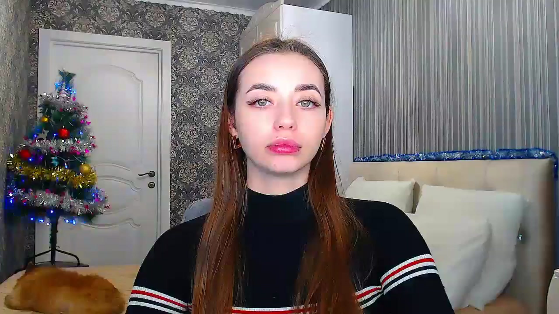 Gallery image thumbnail from EmeraldLilyyy's myfreecams stream on, 12/26/2024, 17:38 image 17 of 20