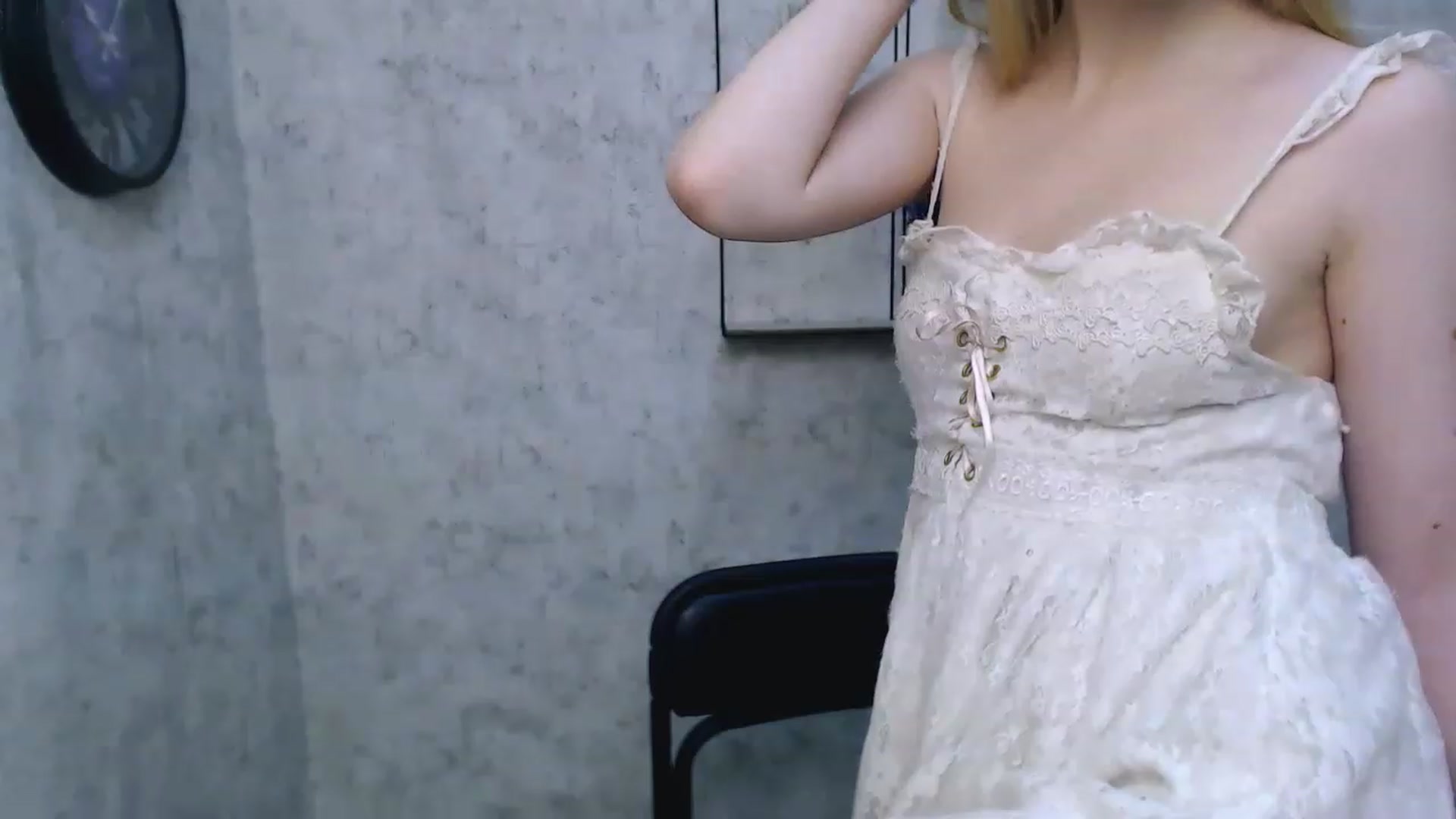 Gallery image thumbnail from EmiBoom_'s myfreecams stream on, 11/25/2022, 21:05 image 2 of 20