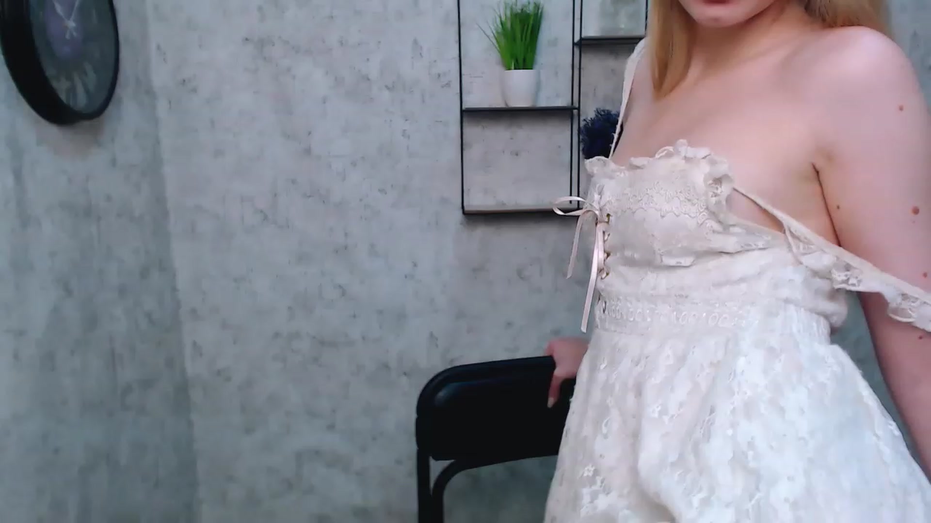 Gallery image thumbnail from EmiBoom_'s myfreecams stream on, 11/25/2022, 21:05 image 3 of 20