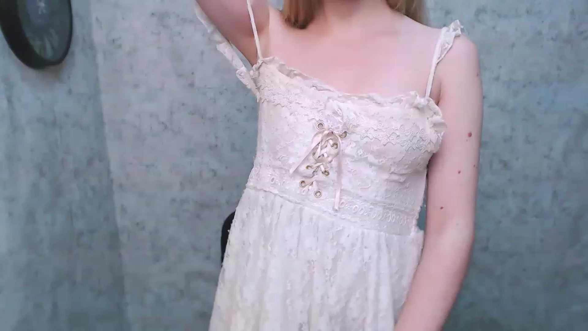 Gallery image thumbnail from EmiBoom_'s myfreecams stream on, 11/26/2022, 24:00 image 17 of 20