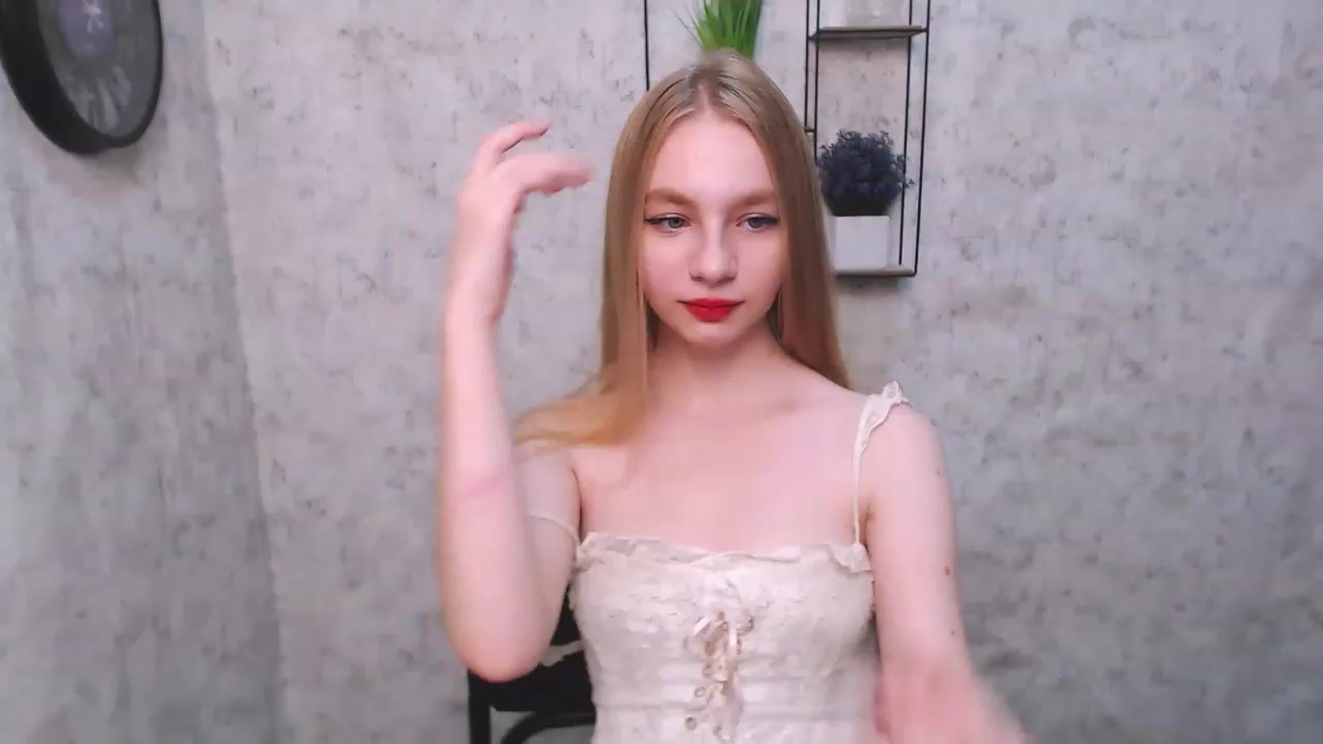 Gallery image thumbnail from EmiBoom_'s myfreecams stream on, 11/26/2022, 24:00 image 7 of 20