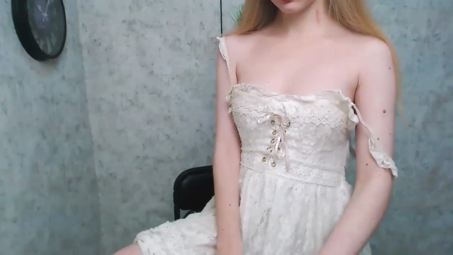 Gallery image thumbnail from EmiBoom_'s myfreecams stream on, 11/26/2022, 19:35 image 5 of 20