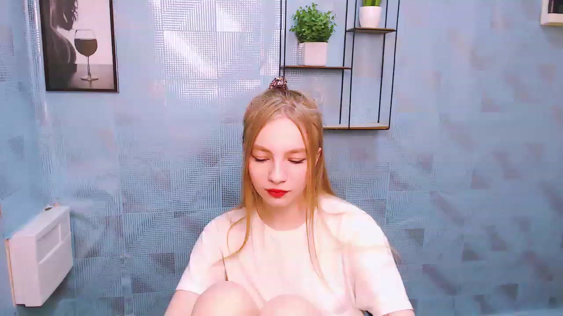 Gallery image thumbnail from EmiBoom_'s myfreecams stream on, 11/27/2022, 20:02 image 16 of 20