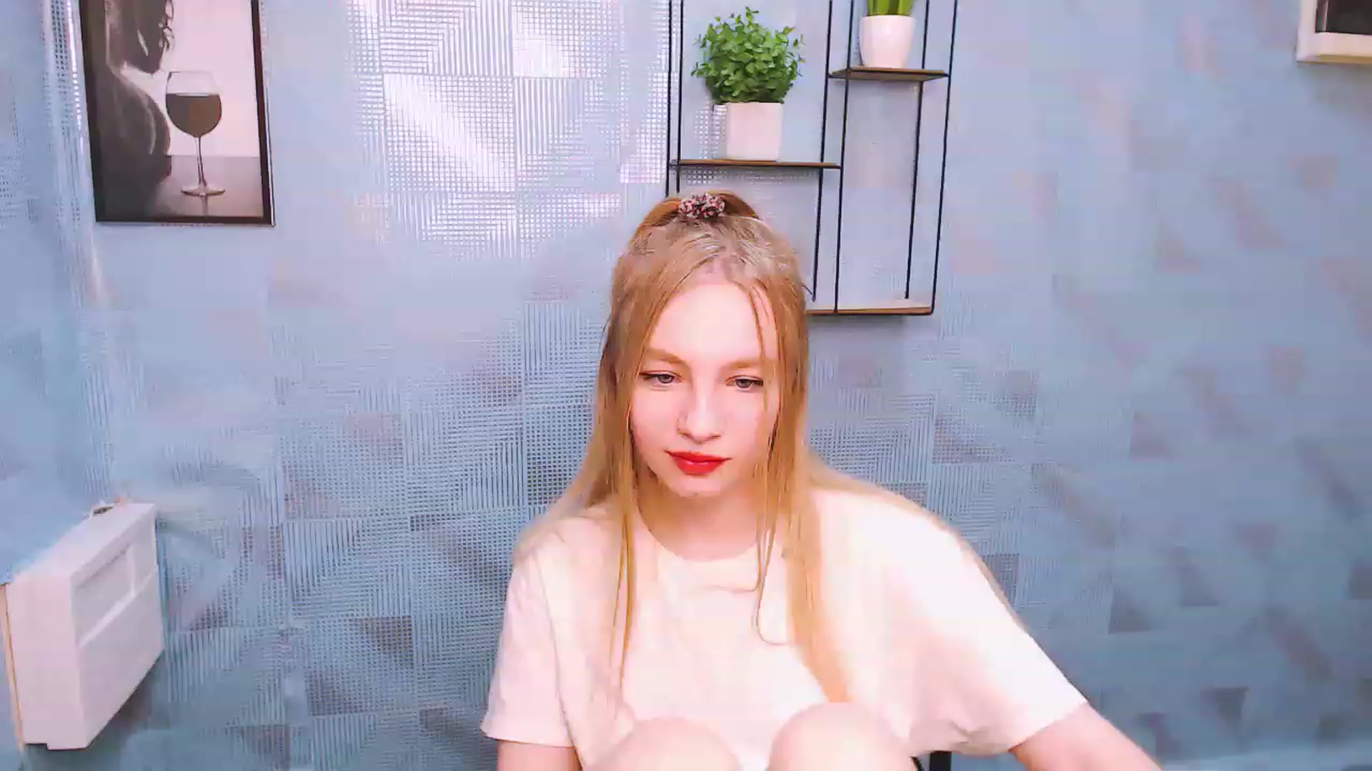 Gallery image thumbnail from EmiBoom_'s myfreecams stream on, 11/27/2022, 21:35 image 5 of 20