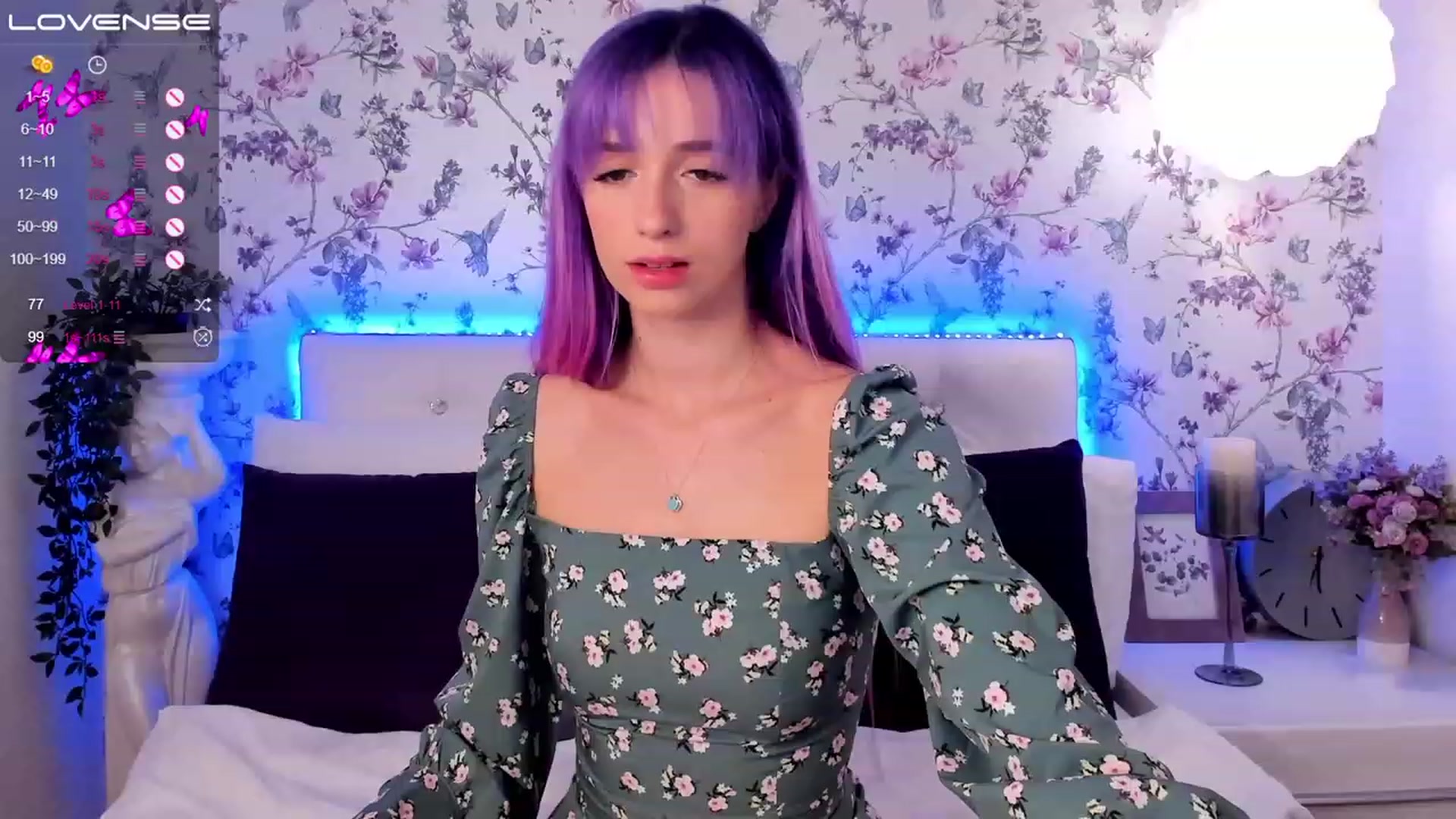 Gallery image thumbnail from EmiClark's myfreecams stream on, 03/07/2023, 15:05 image 12 of 20