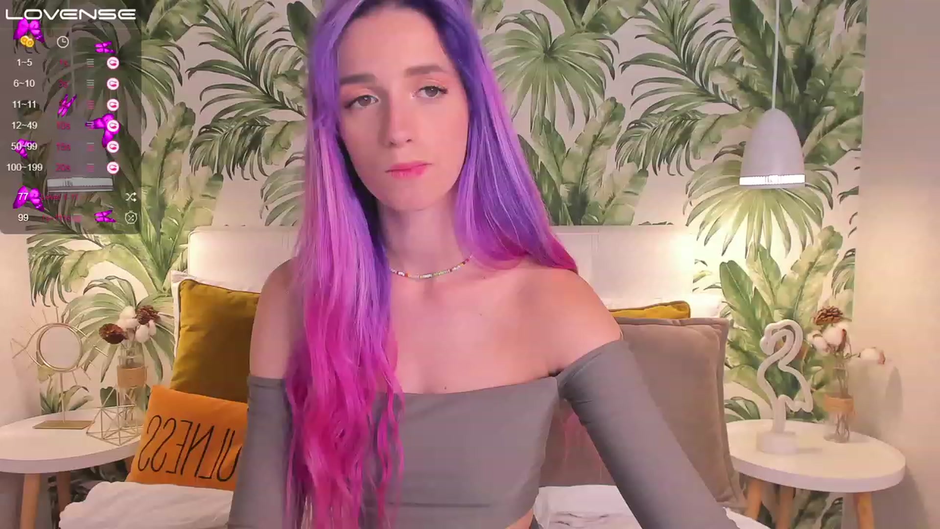 Gallery image thumbnail from EmiClark's myfreecams stream on, 03/09/2023, 08:29 image 9 of 20