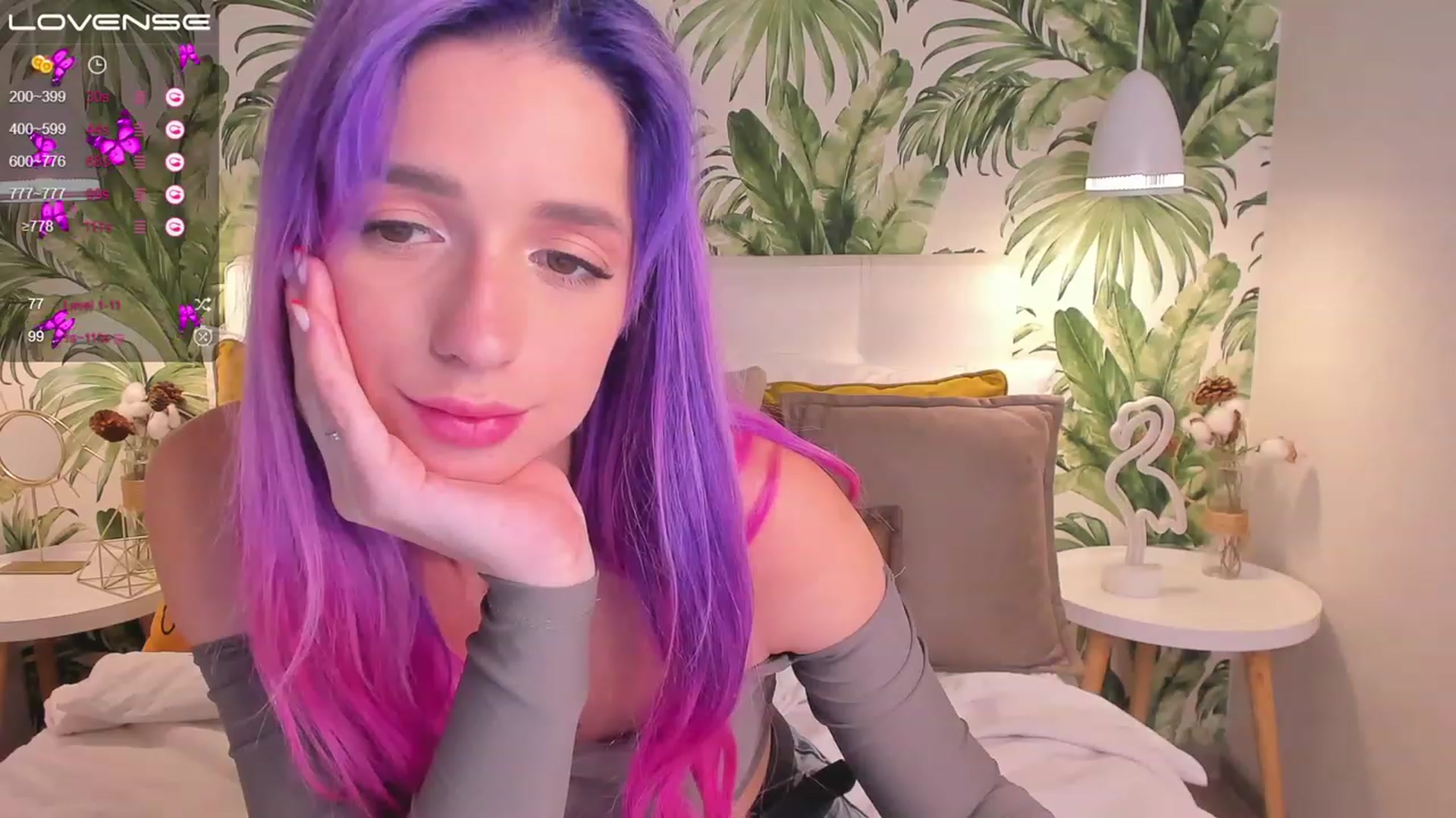 Gallery image thumbnail from EmiClark's myfreecams stream on, 03/09/2023, 09:49 image 16 of 20
