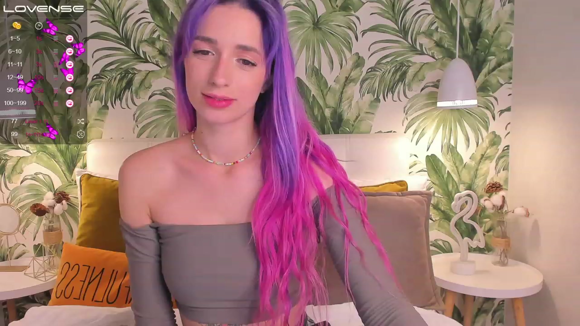 Gallery image thumbnail from EmiClark's myfreecams stream on, 03/09/2023, 09:49 image 6 of 20