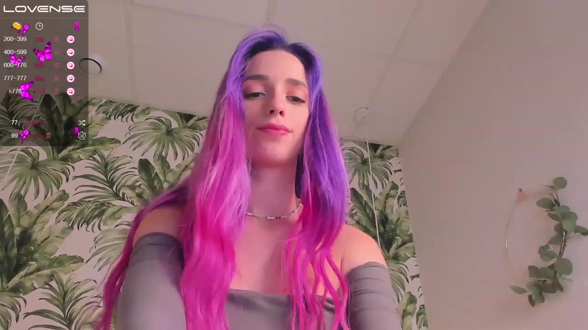 Gallery image thumbnail from EmiClark's myfreecams stream on, 03/09/2023, 09:49 image 12 of 20
