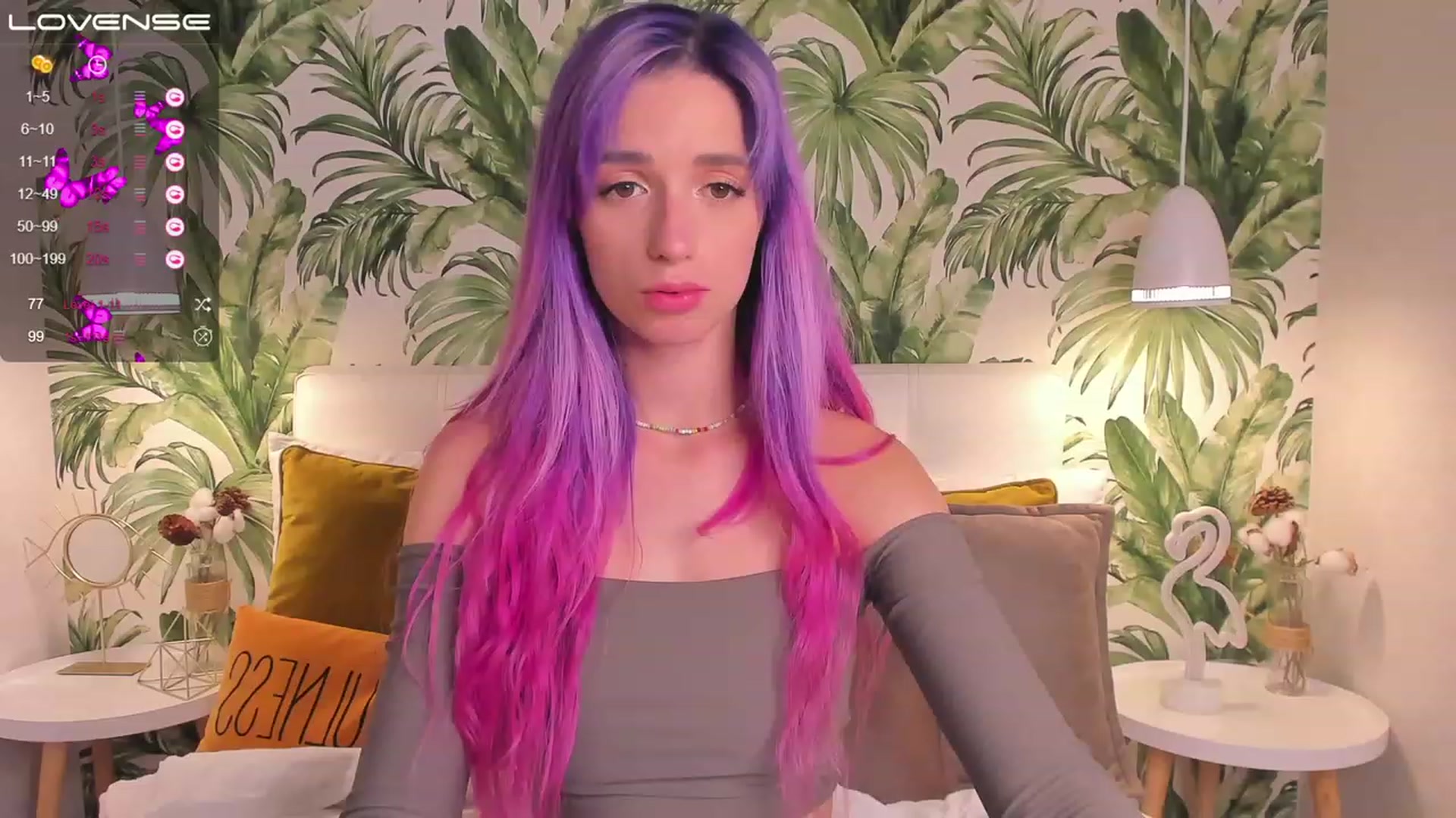 Gallery image thumbnail from EmiClark's myfreecams stream on, 03/09/2023, 10:41 image 8 of 20